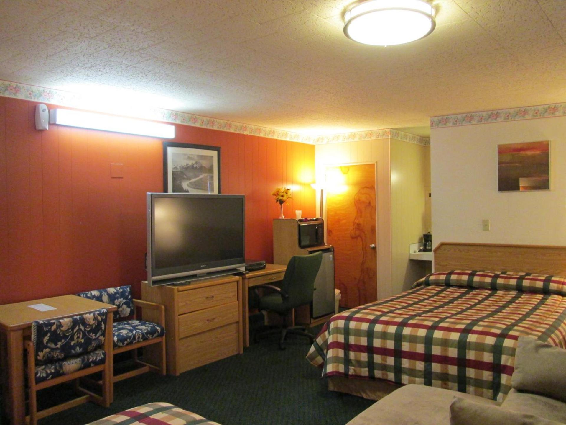 Townhouse Motel photo 37