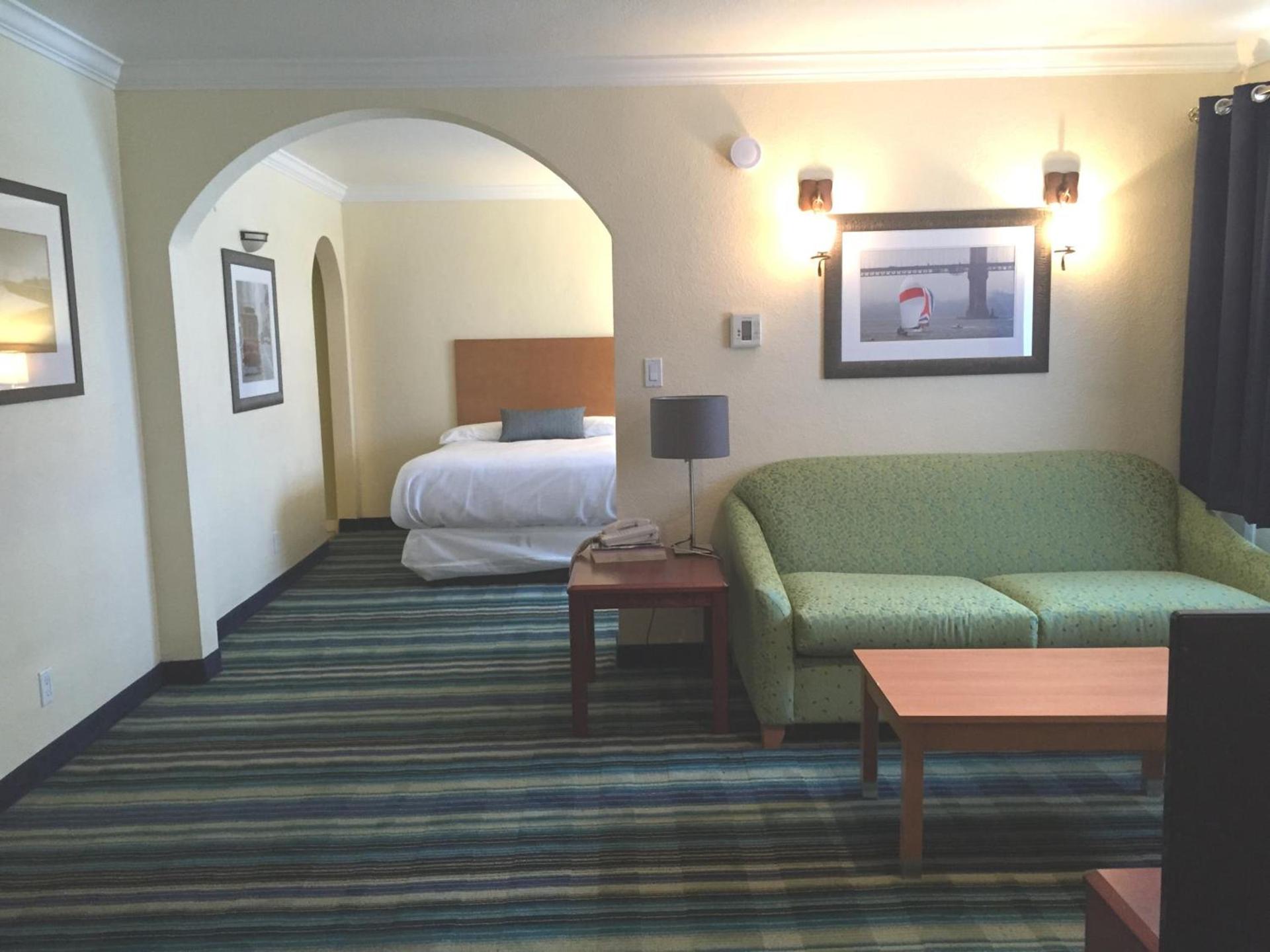 Surf Motel photo 15