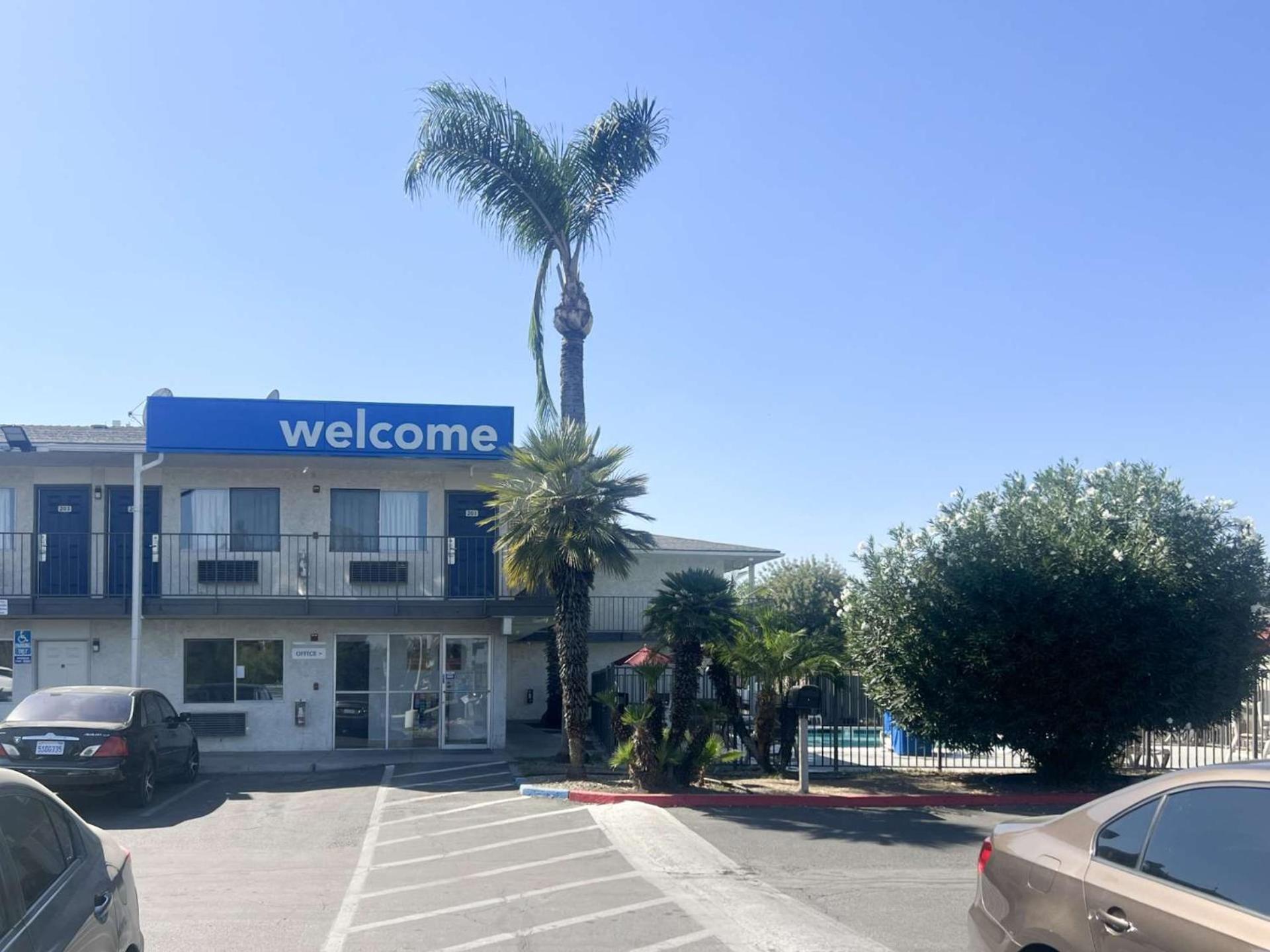 Motel 6-Tulare, CA — hotel in Tulare