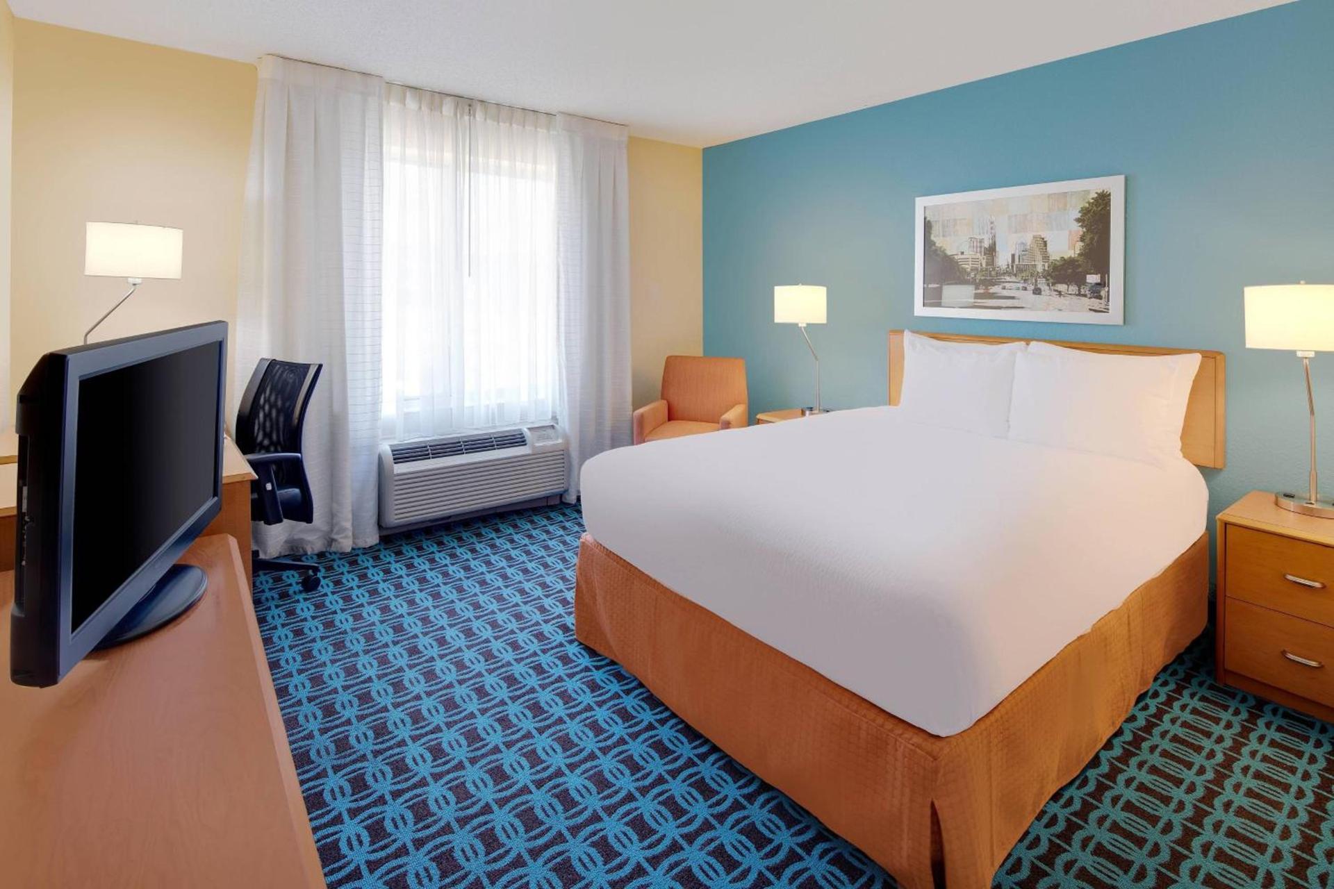 Fairfield Inn & Suites Austin University Area photo 5