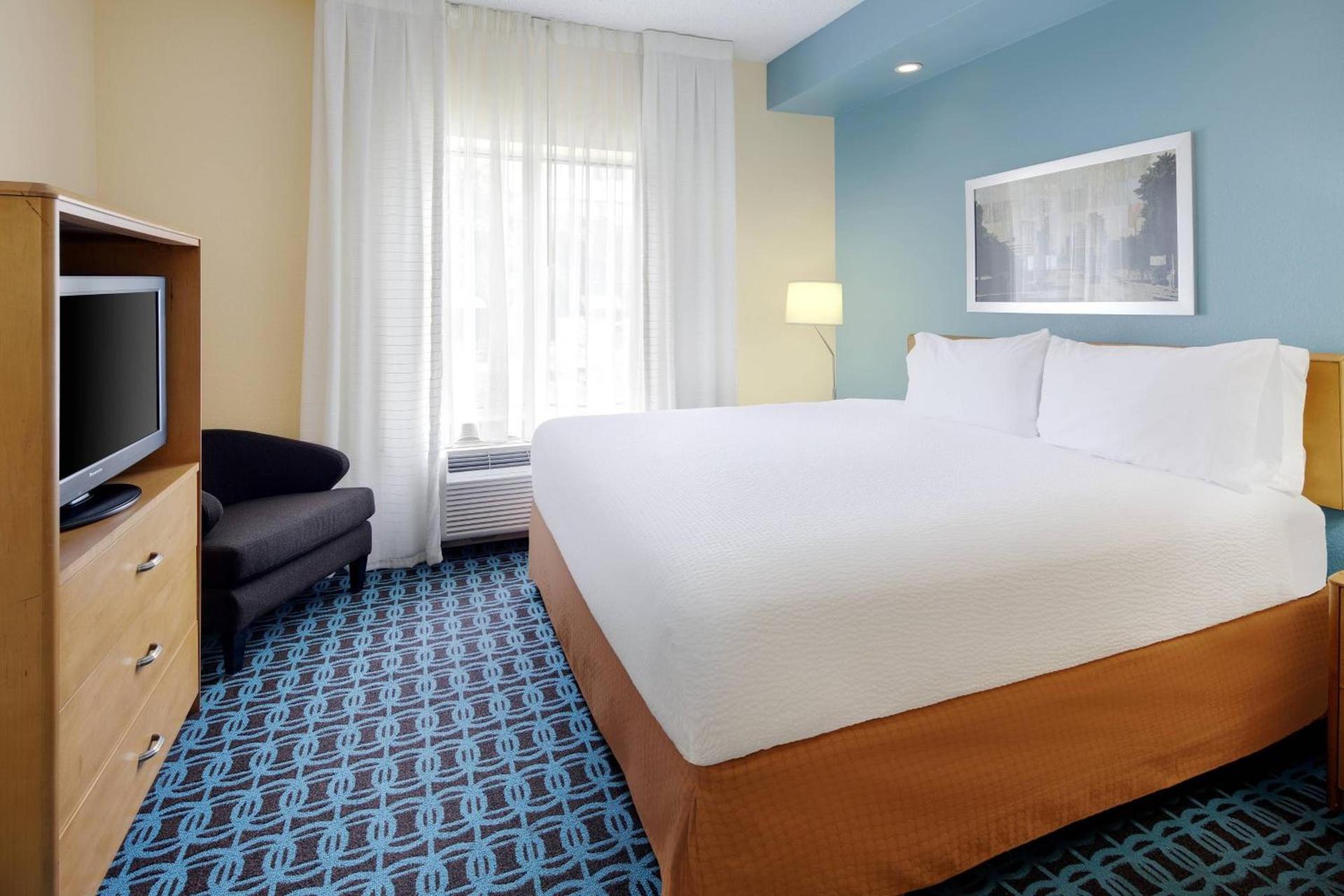 Fairfield Inn & Suites Austin University Area photo 7