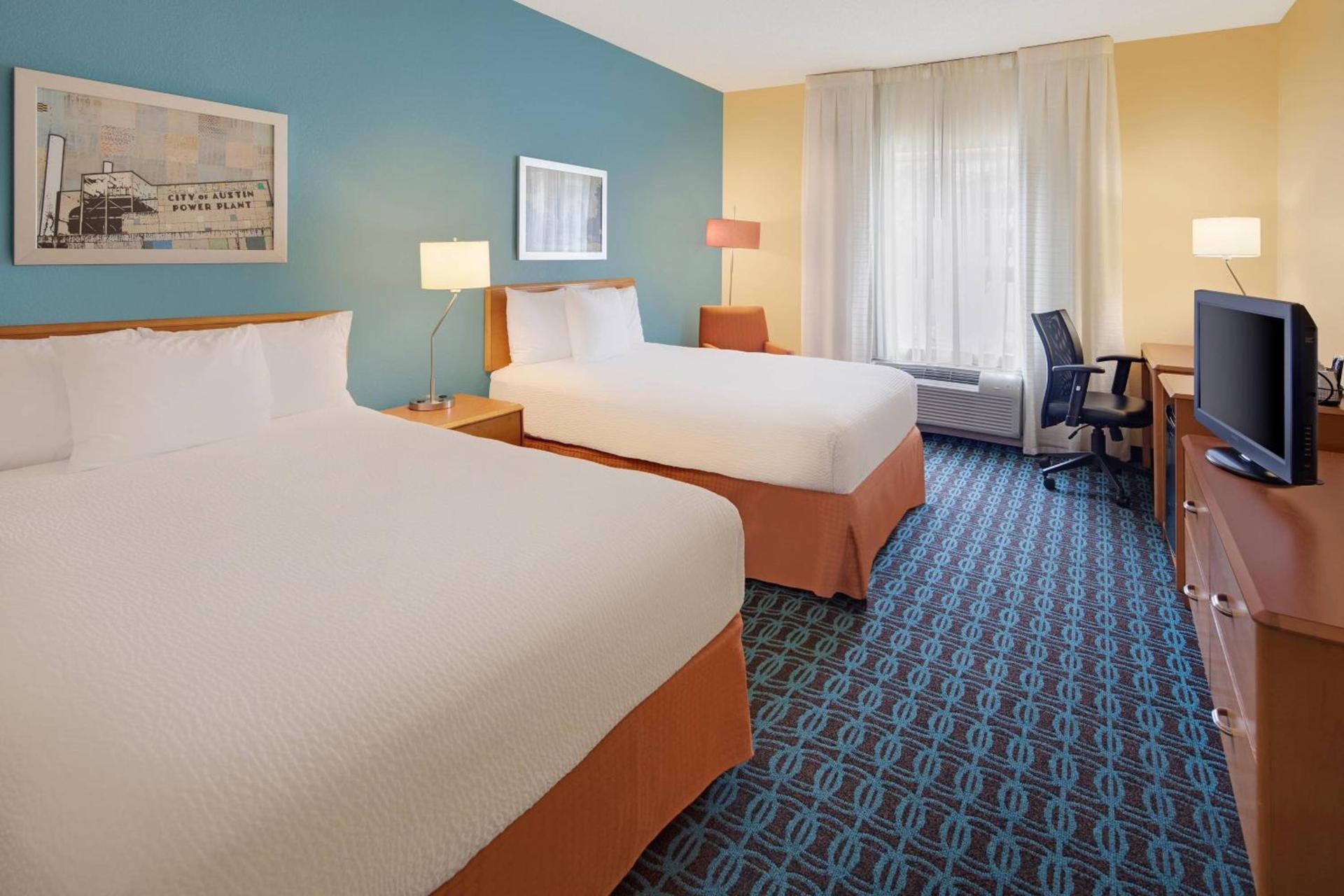 Fairfield Inn & Suites Austin University Area photo 10