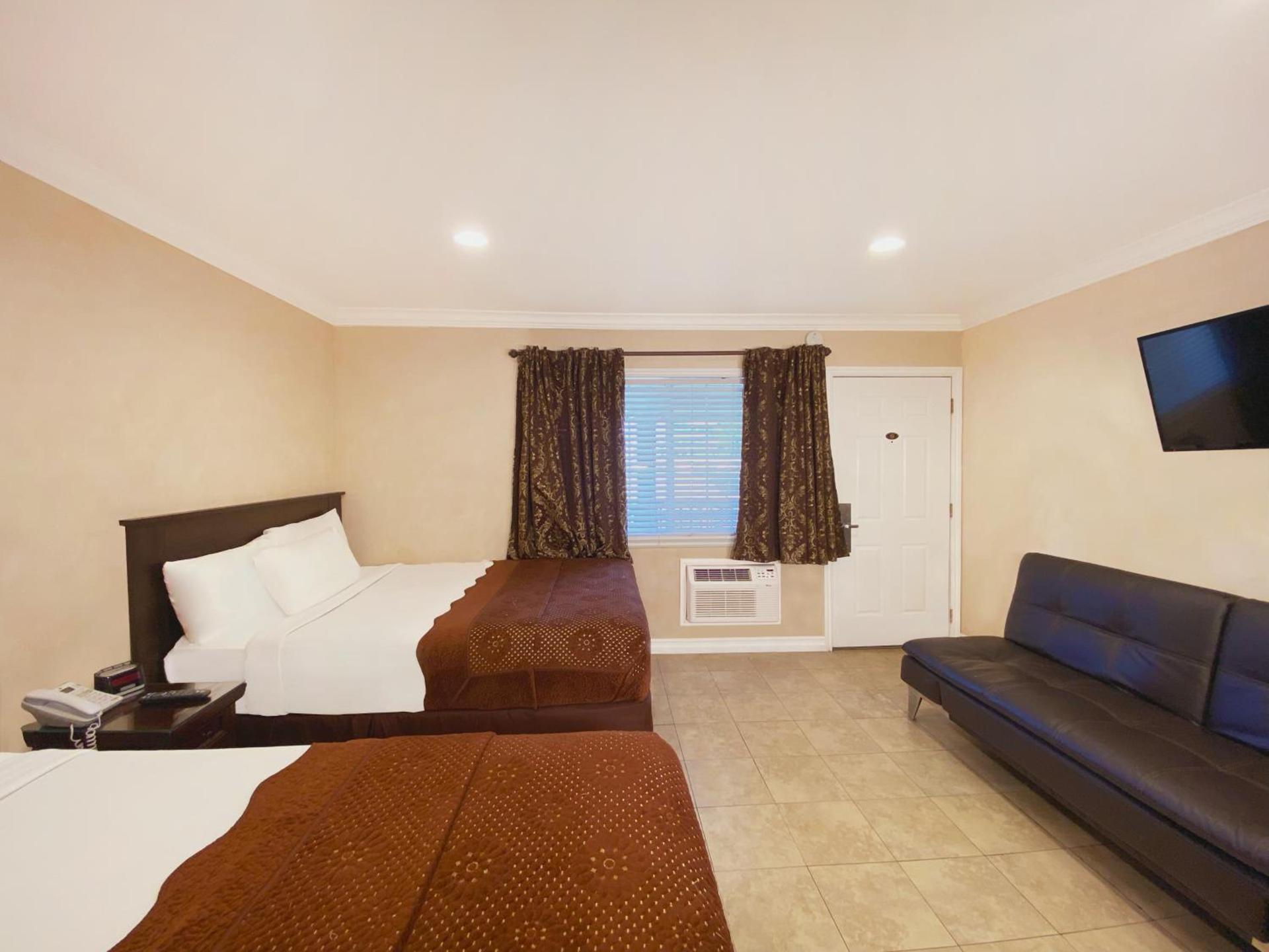 Nite Inn at Universal City - Walking Distance to Universal Studios Hollywood photo 25