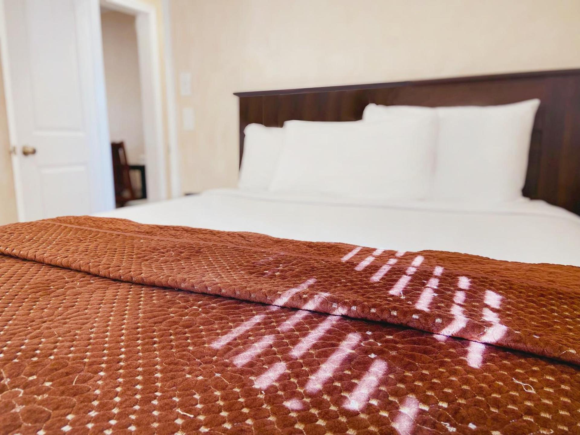 Nite Inn at Universal City - Walking Distance to Universal Studios Hollywood photo 33