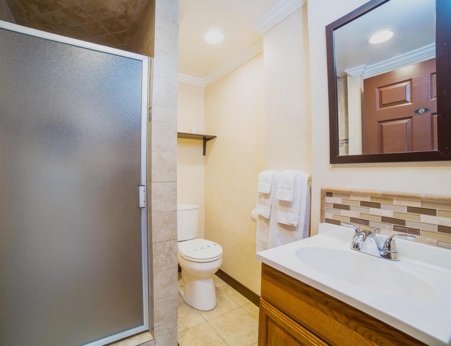 Nite Inn at Universal City - Walking Distance to Universal Studios Hollywood photo 49