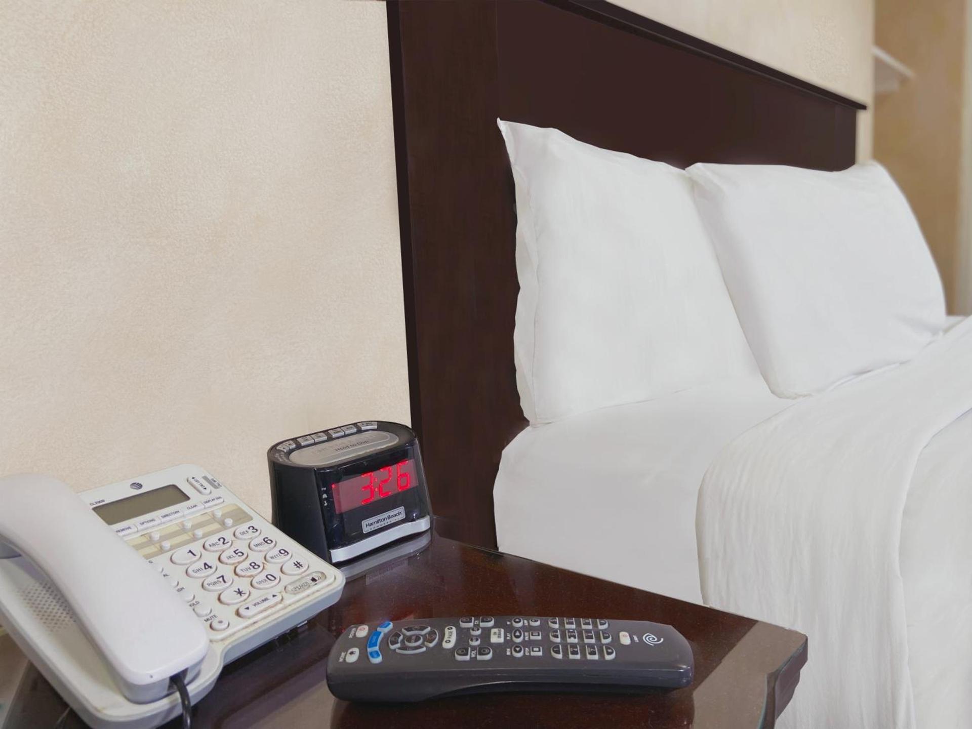 Nite Inn at Universal City - Walking Distance to Universal Studios Hollywood photo 61