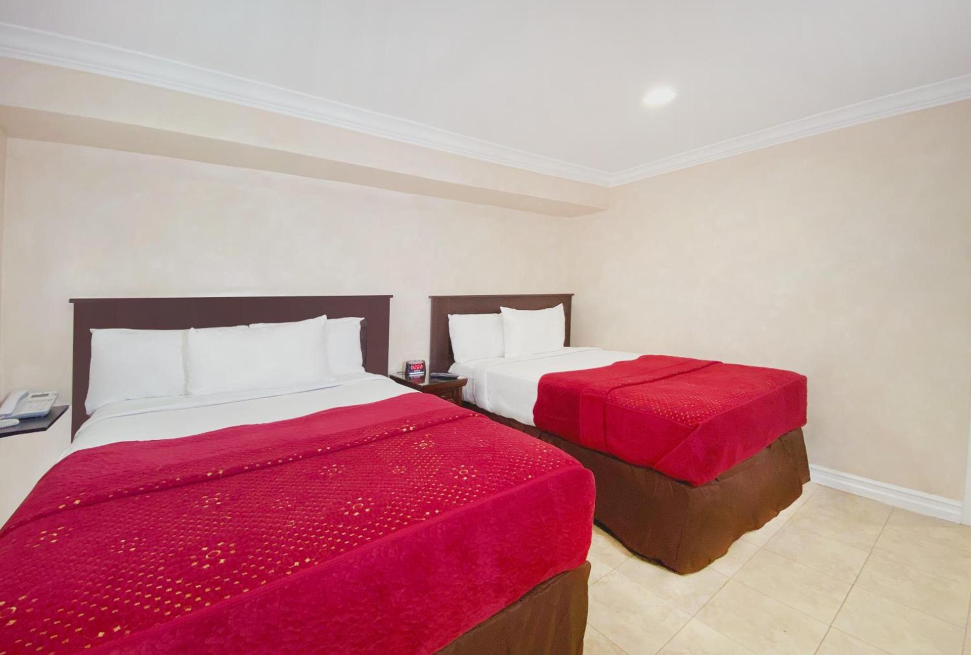 Nite Inn at Universal City - Walking Distance to Universal Studios Hollywood photo 82