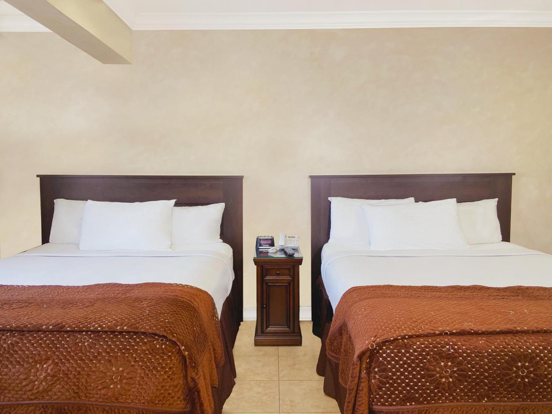 Nite Inn at Universal City - Walking Distance to Universal Studios Hollywood photo 90