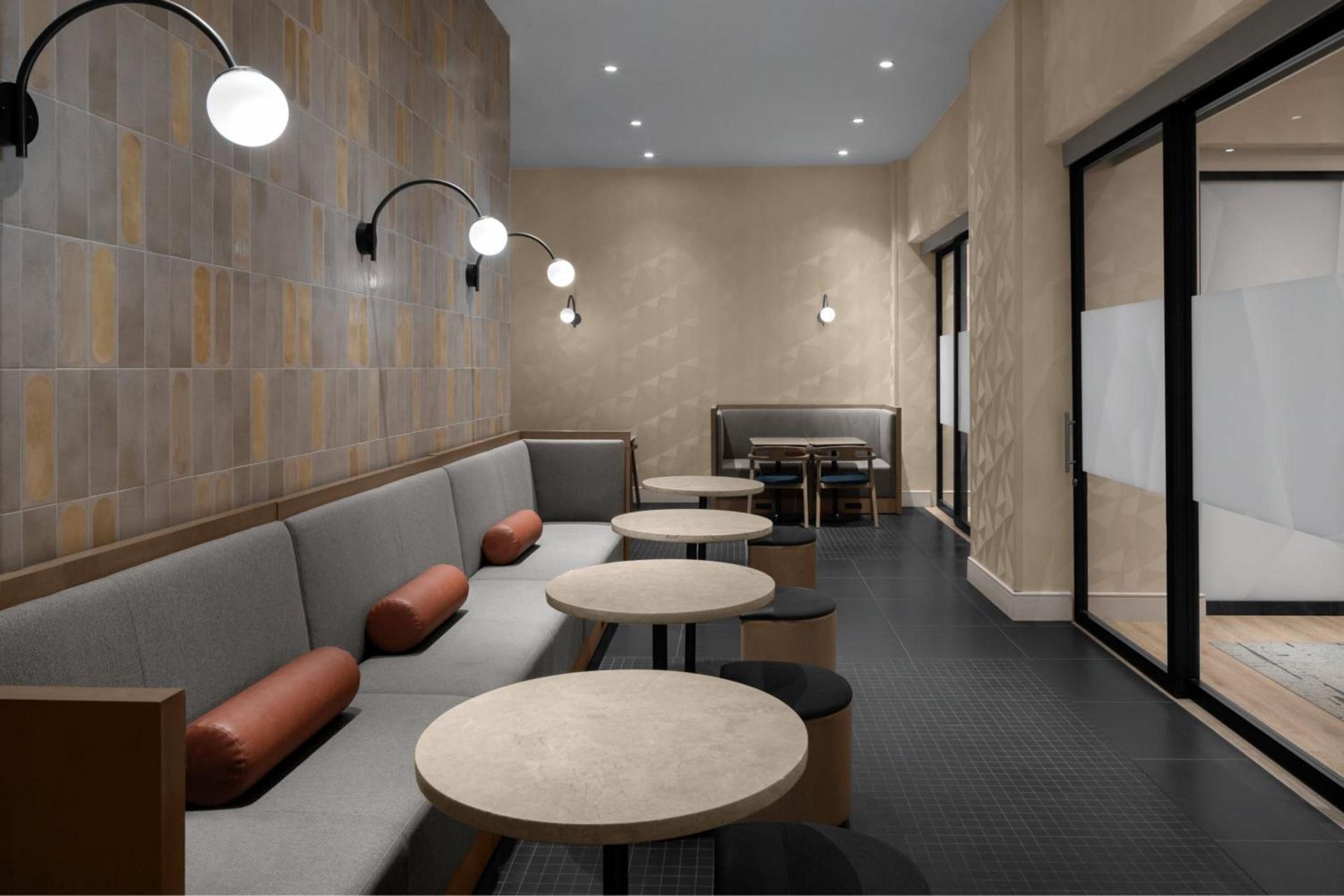 Courtyard by Marriott New York World Trade Center Area photo 25
