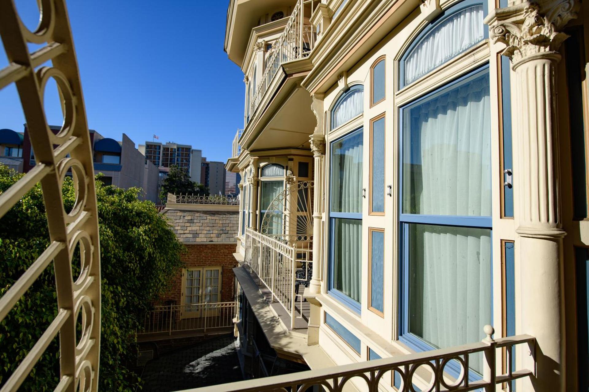 Horton Grand Hotel photo 44