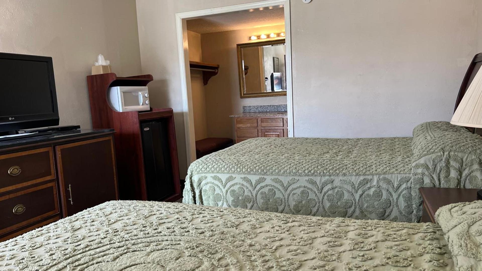 Victorian Inn photo 10