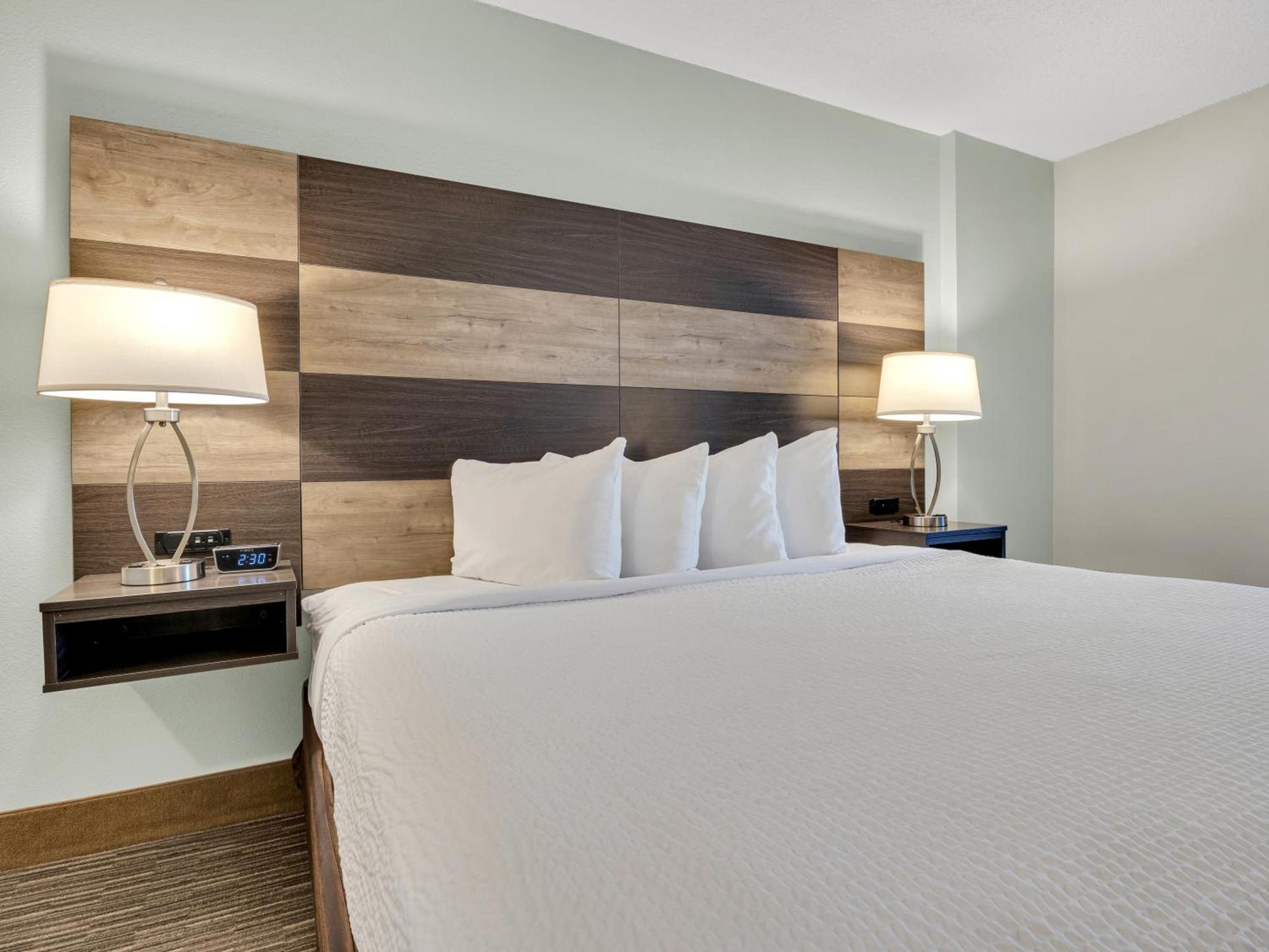 Country Inn & Suites by Radisson Rehoboth Beach - Dewey photo 52