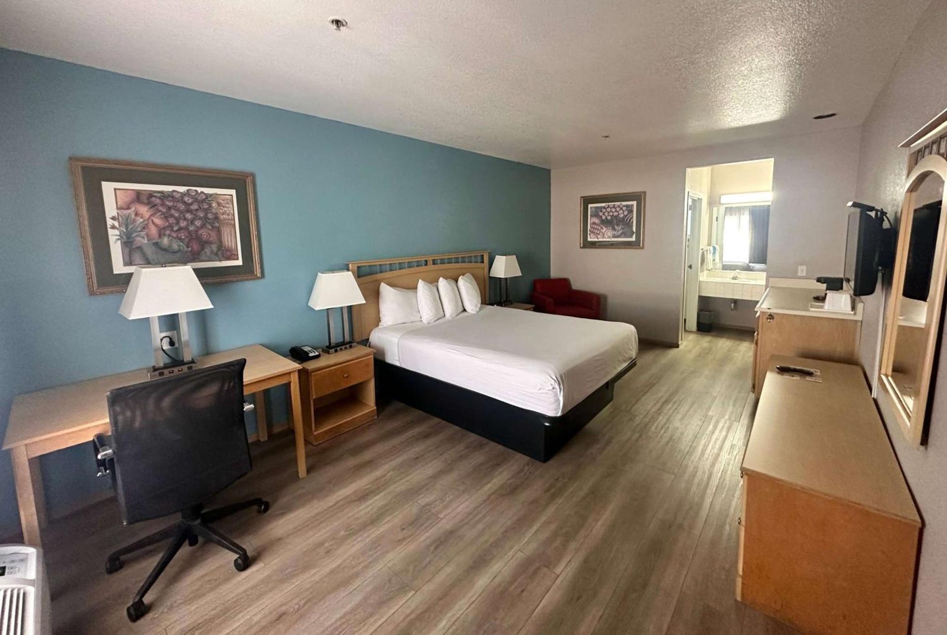 Days Inn by Wyndham Rocklin/Sacramento photo 38