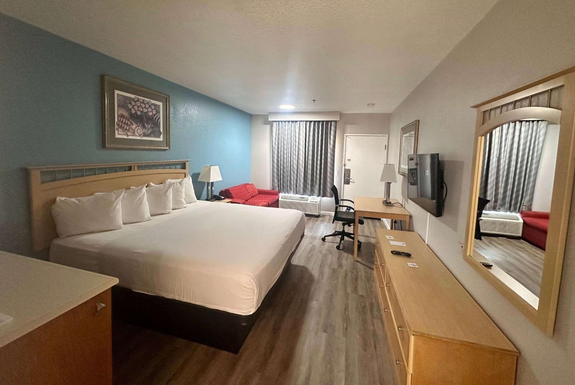 Days Inn by Wyndham Rocklin/Sacramento photo 41