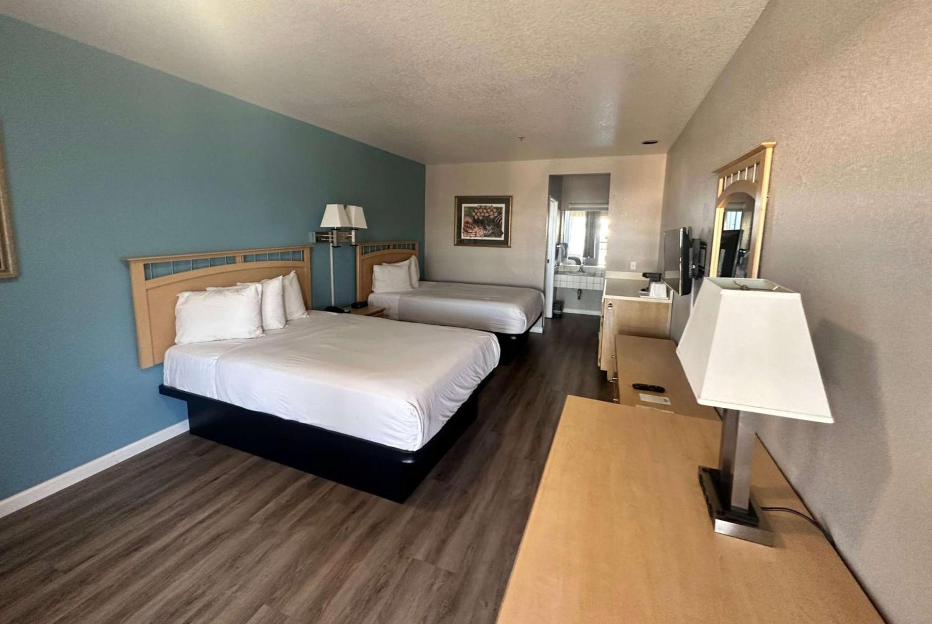 Days Inn by Wyndham Rocklin/Sacramento photo 40