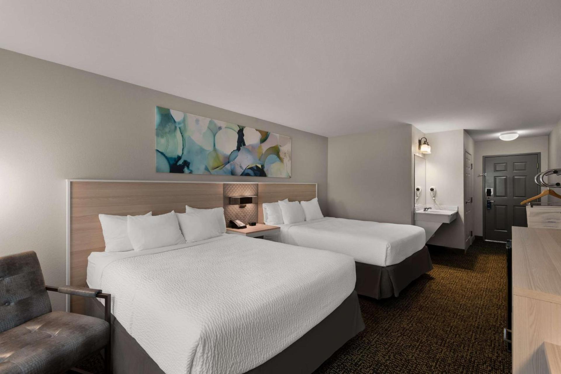 Wyndham Garden Galena Hotel & Day Spa photo 48