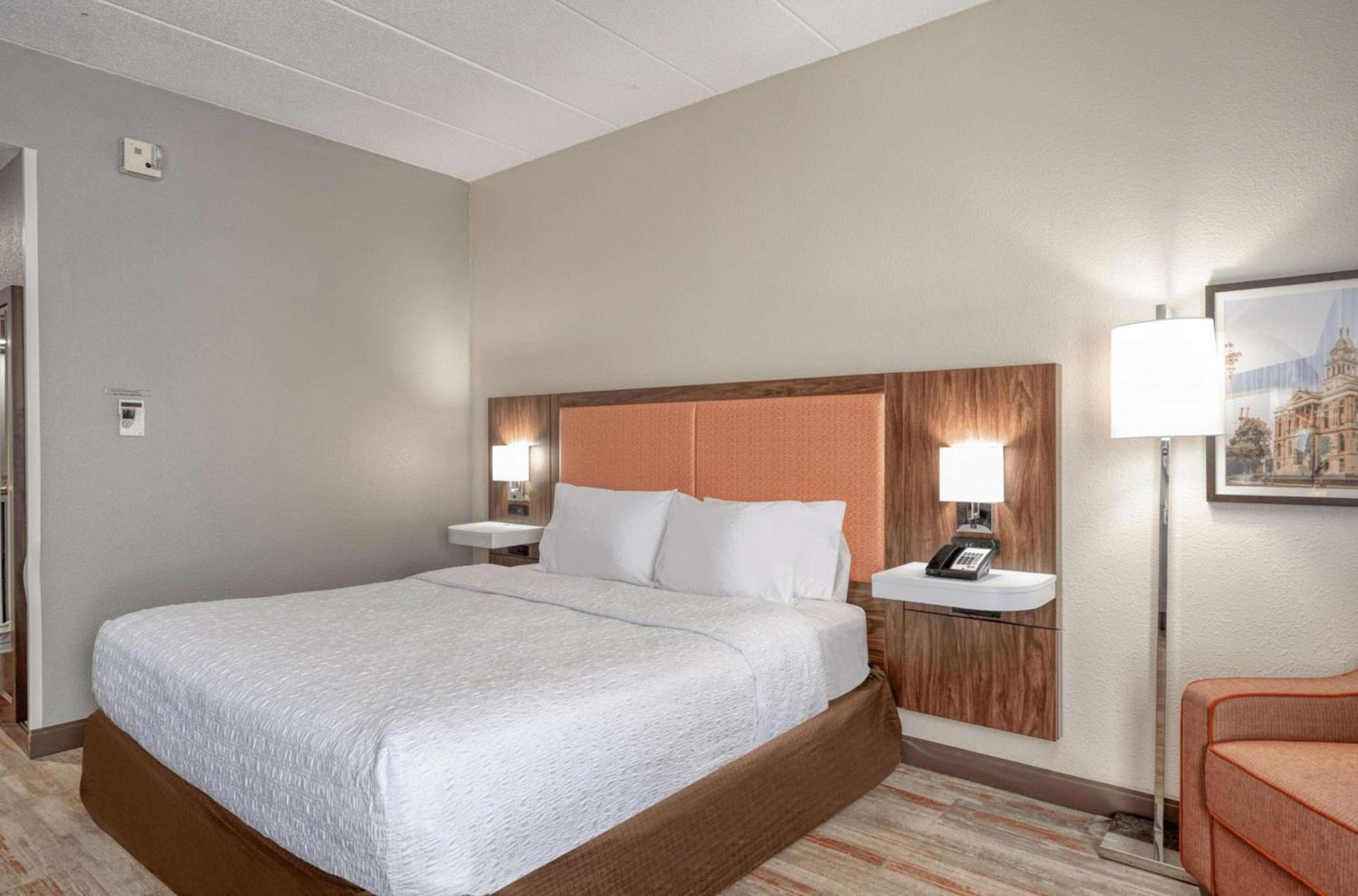 Hampton Inn by Hilton Washington Court House photo 30