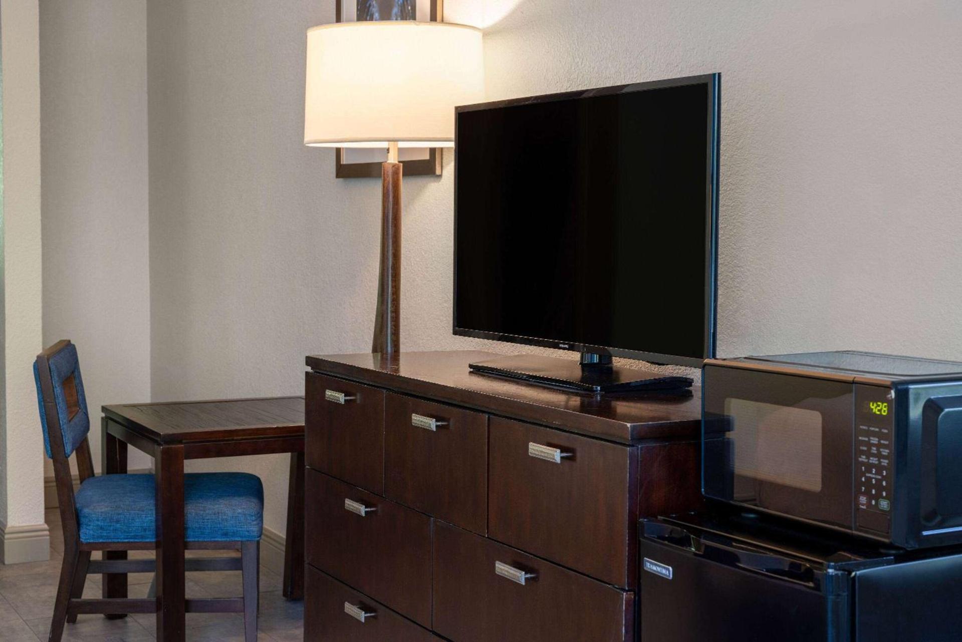 Travelodge by Wyndham Kingsland GA photo 27