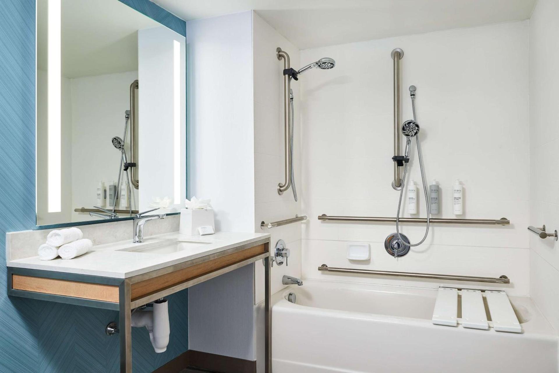 Hilton Garden Inn Tewksbury Andover photo 37