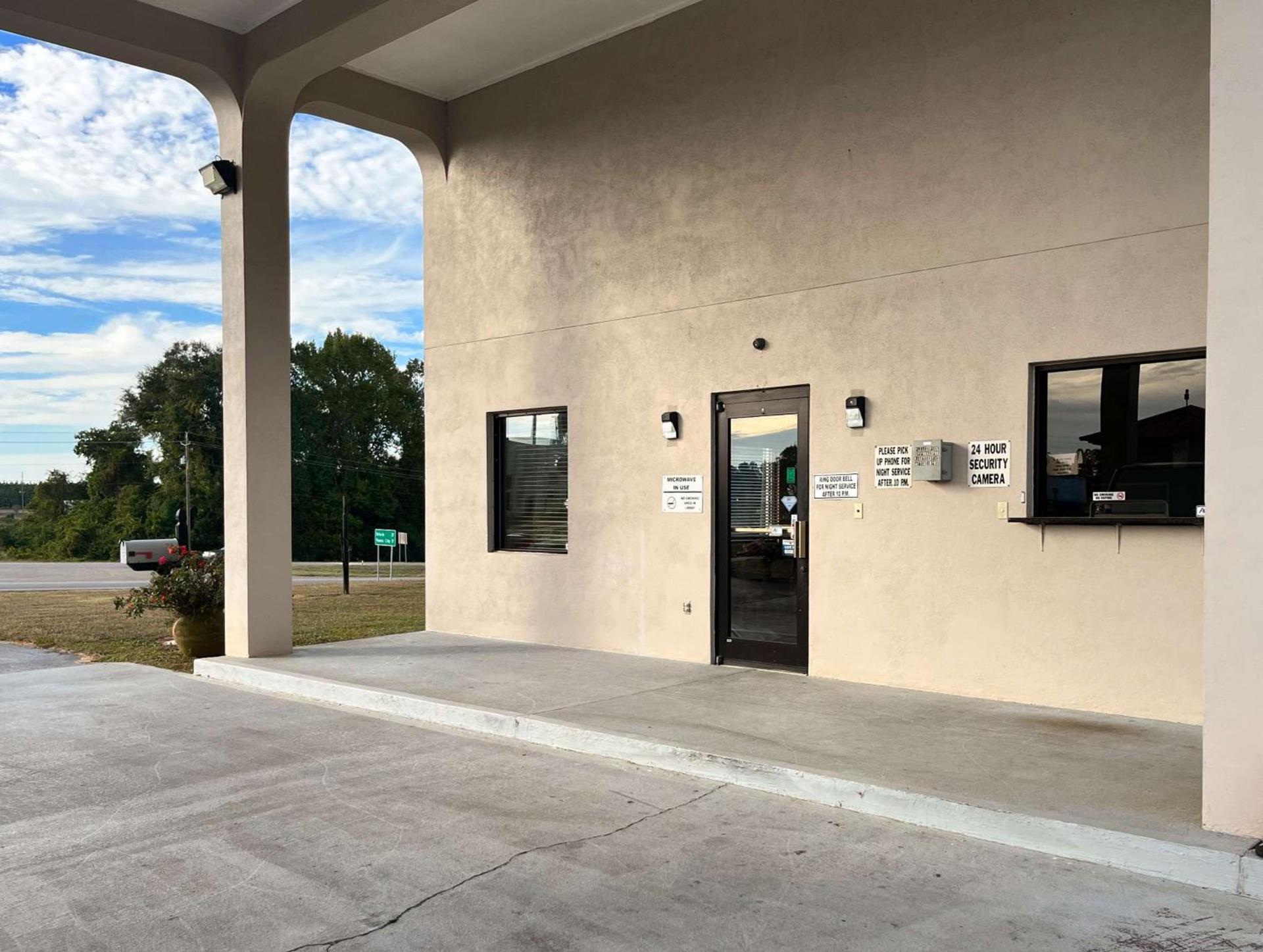 Motel 6 Abbeville, AL photo 18