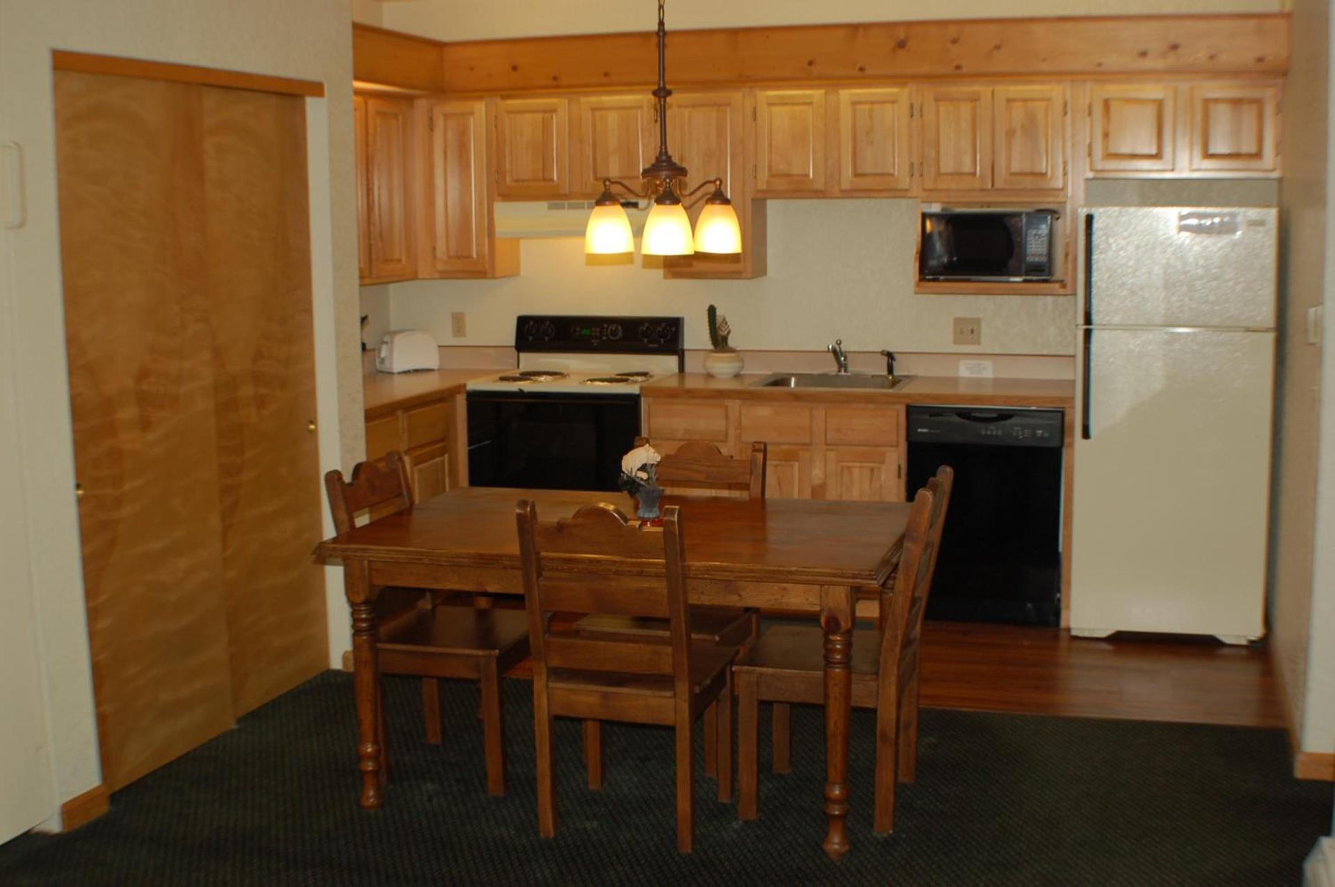 Wildwood Inn photo 7