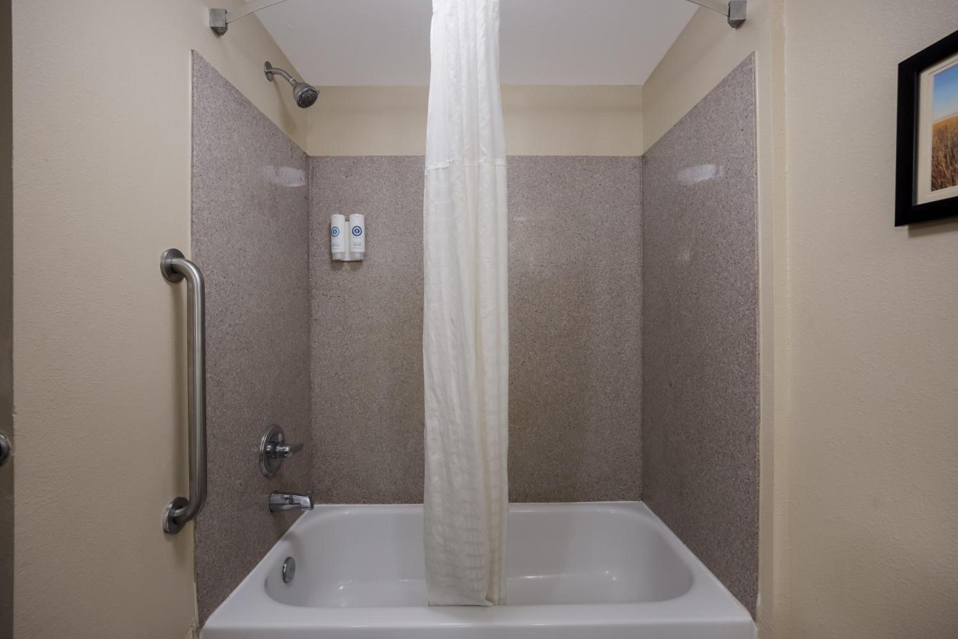 Comfort Inn & Suites Midway - Tallahassee West photo 55
