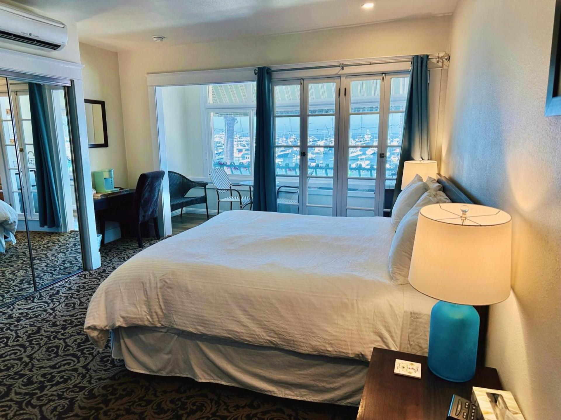 The Edgewater photo 26