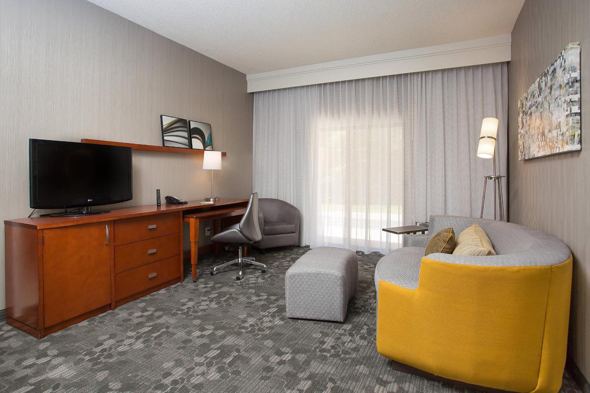 Courtyard by Marriott Boston Westborough photo 7