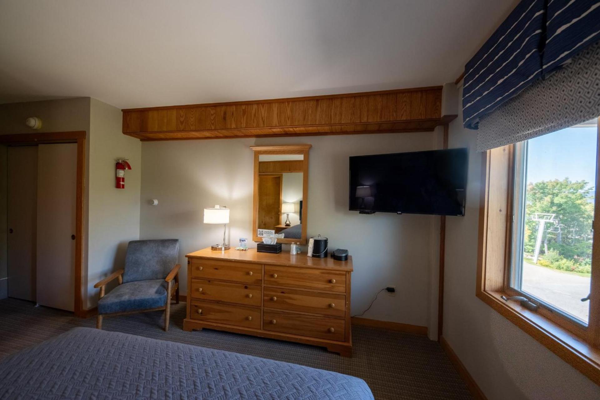 Sugarloaf Inn photo 29