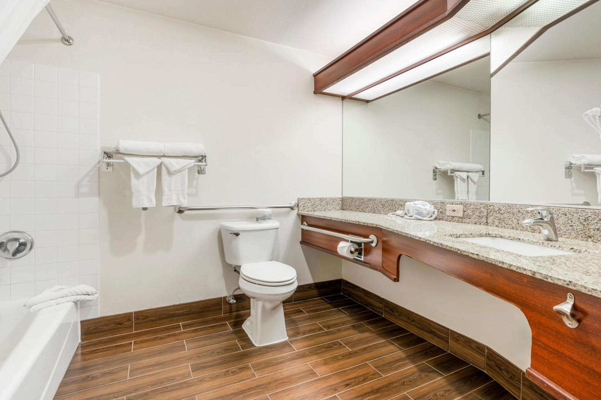 Comfort Inn Troutdale-Portland East photo 30