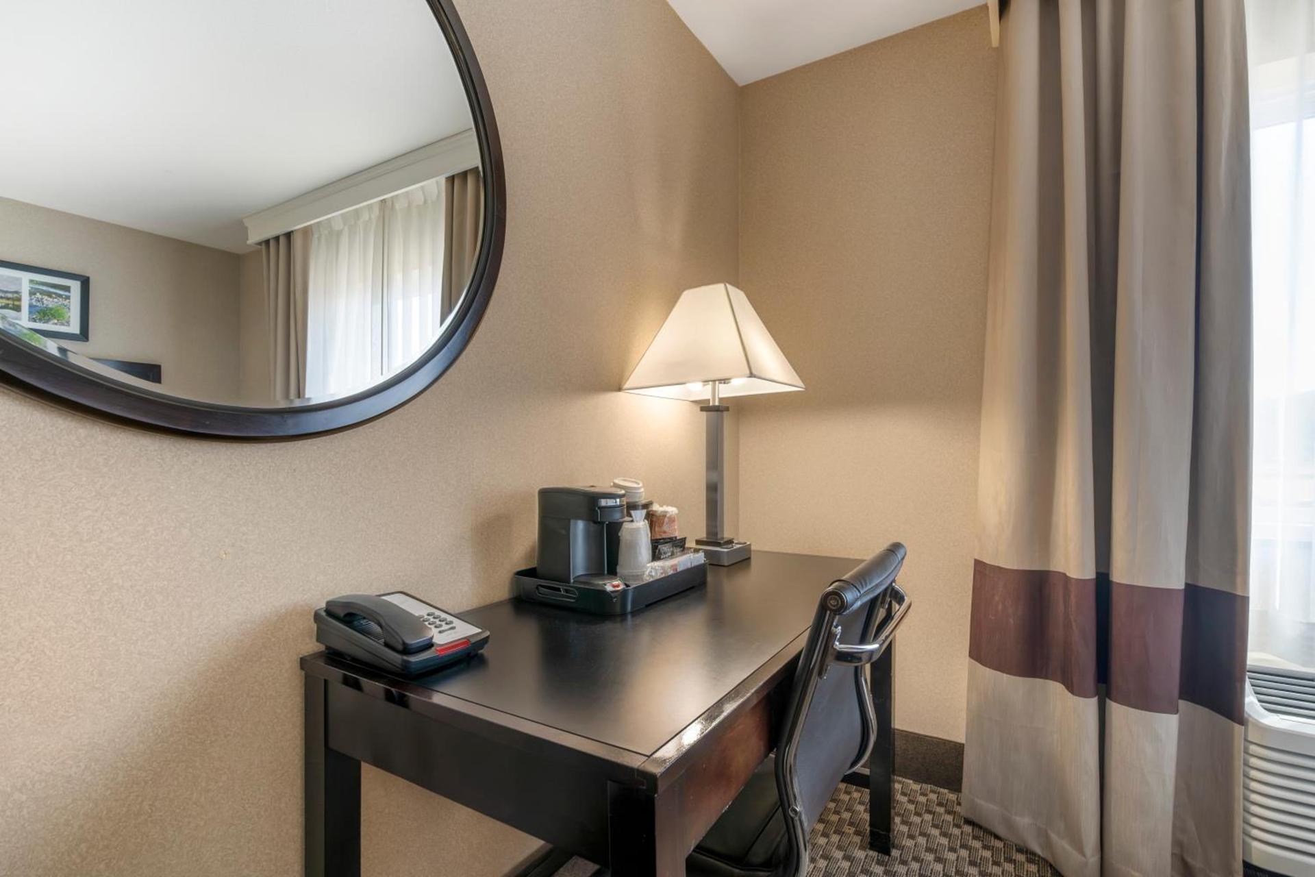 Comfort Inn Troutdale-Portland East photo 32