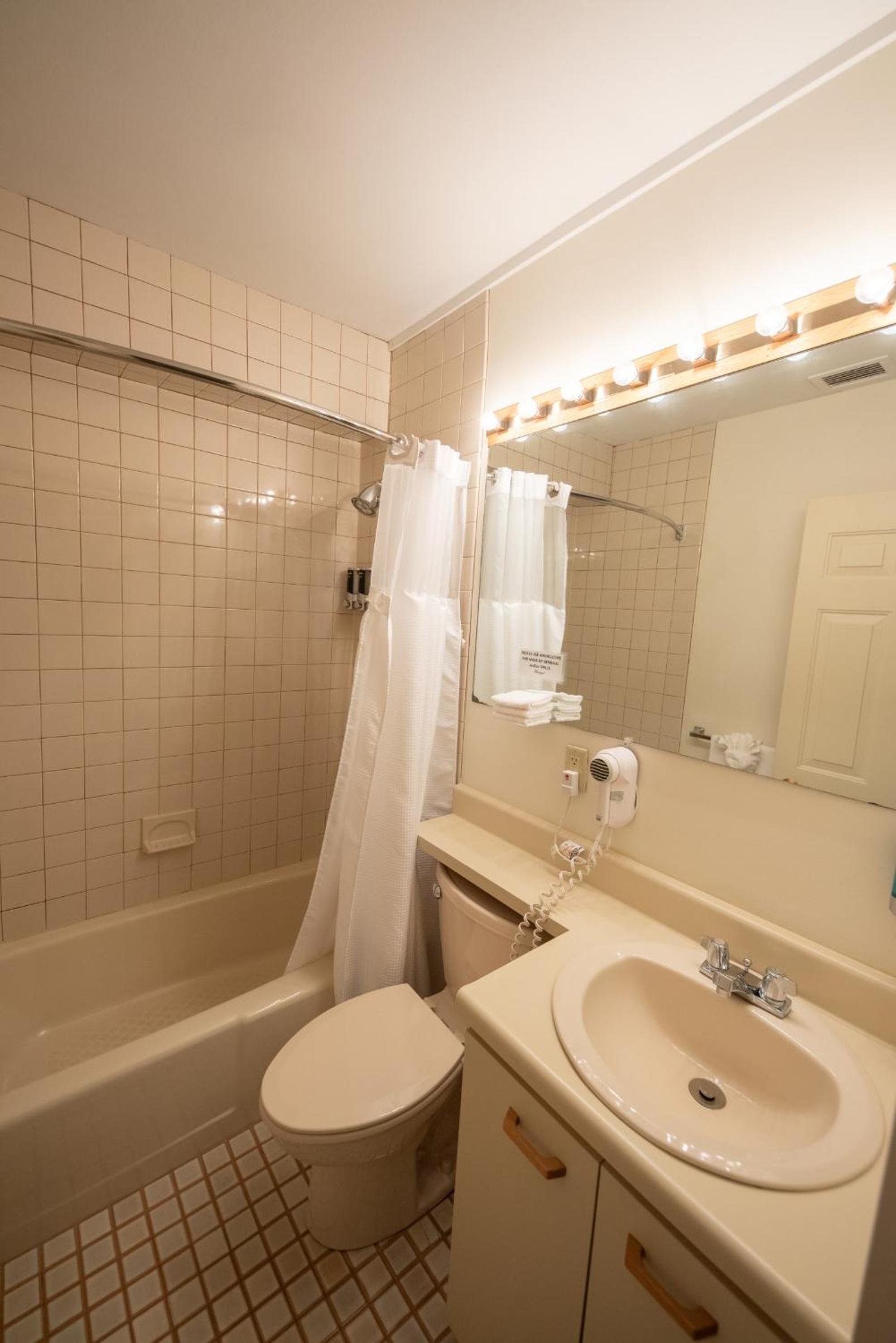 Sugarloaf Inn photo 54