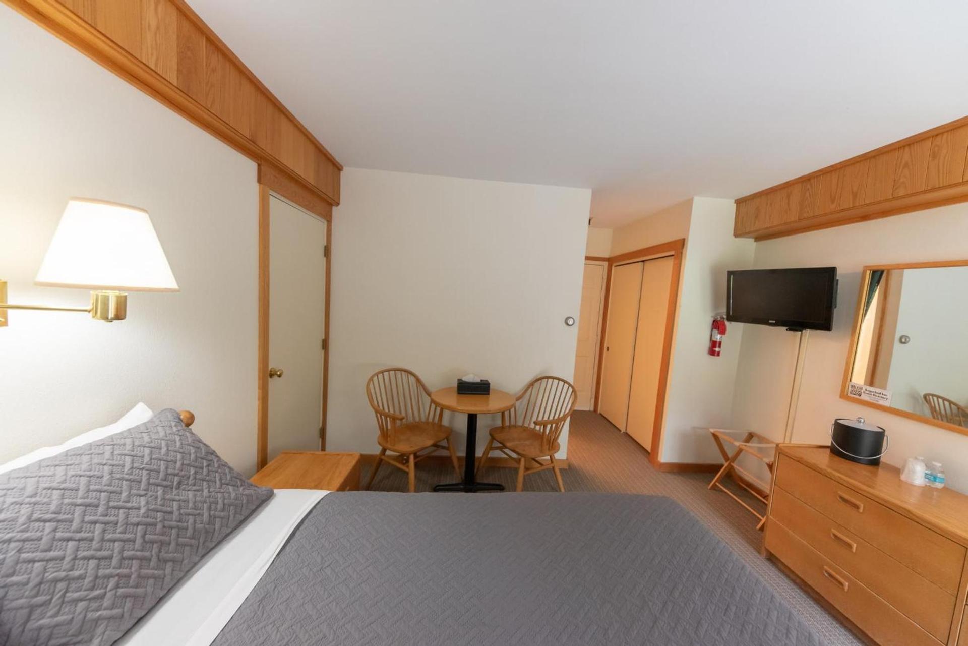Sugarloaf Inn photo 55