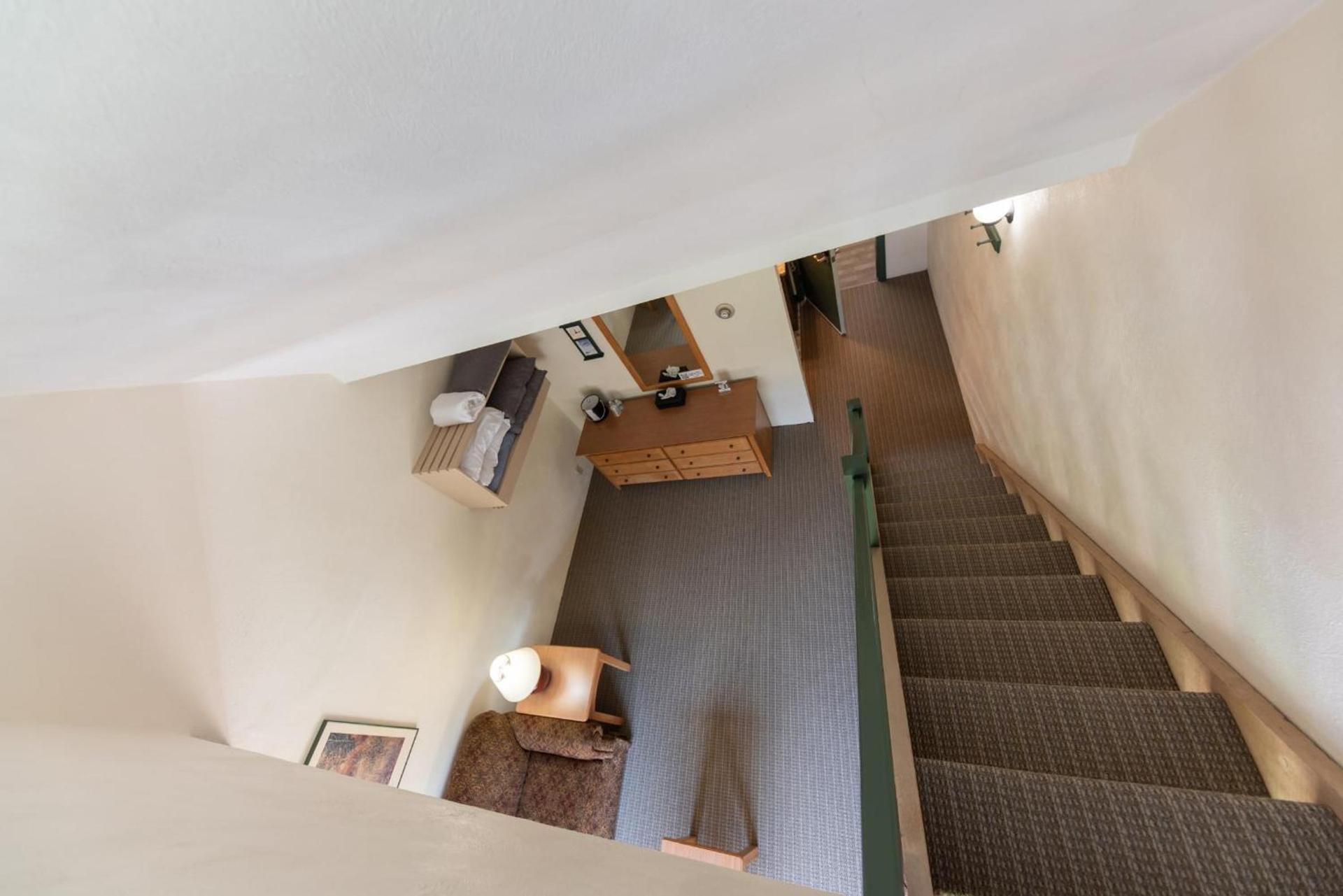 Sugarloaf Inn photo 59
