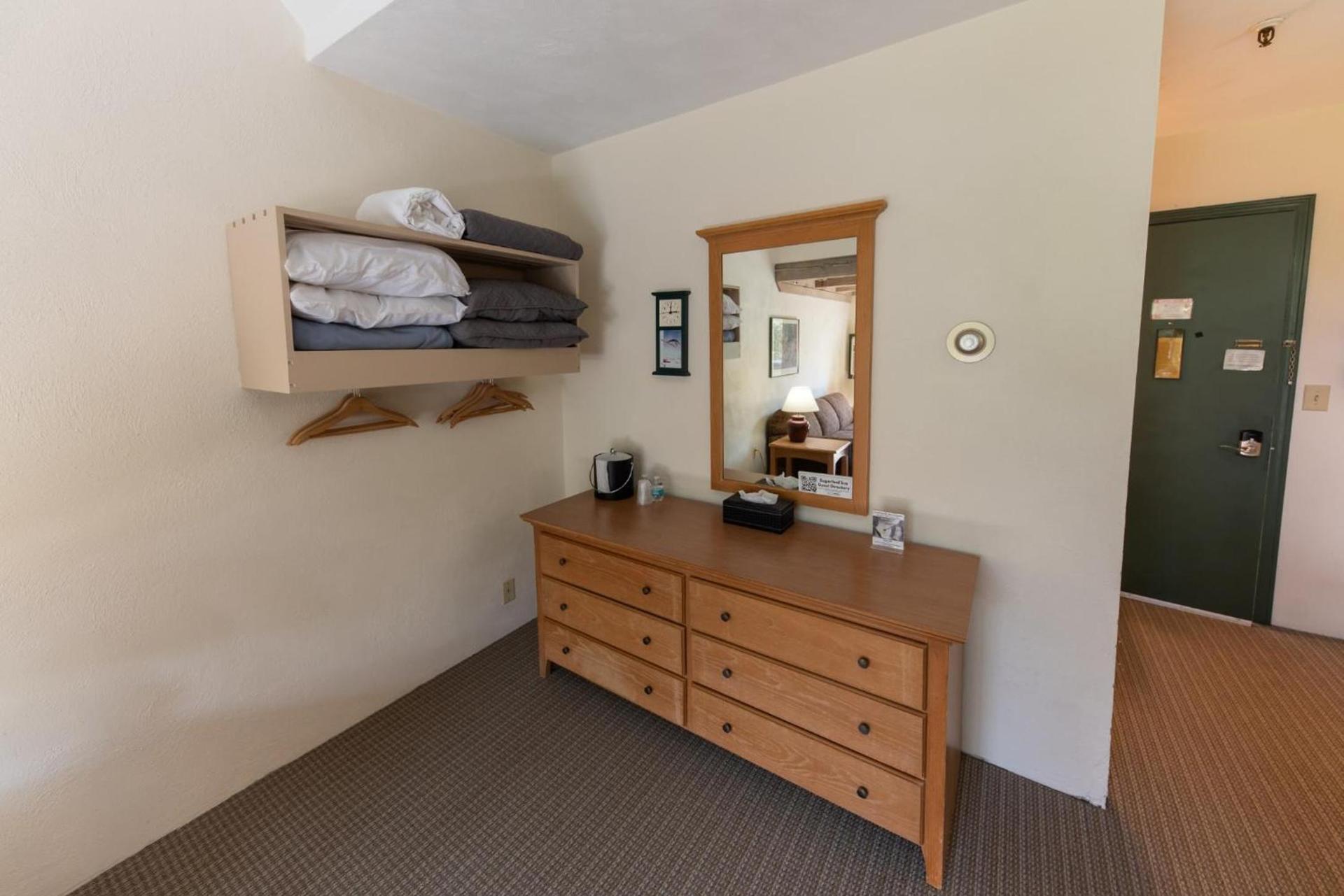 Sugarloaf Inn photo 58