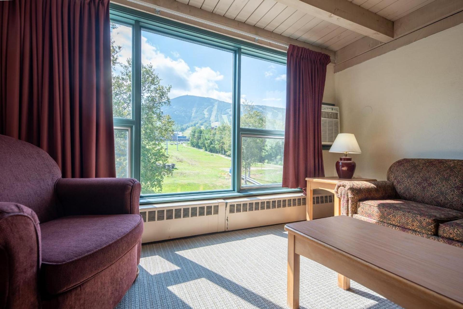 Sugarloaf Inn photo 65