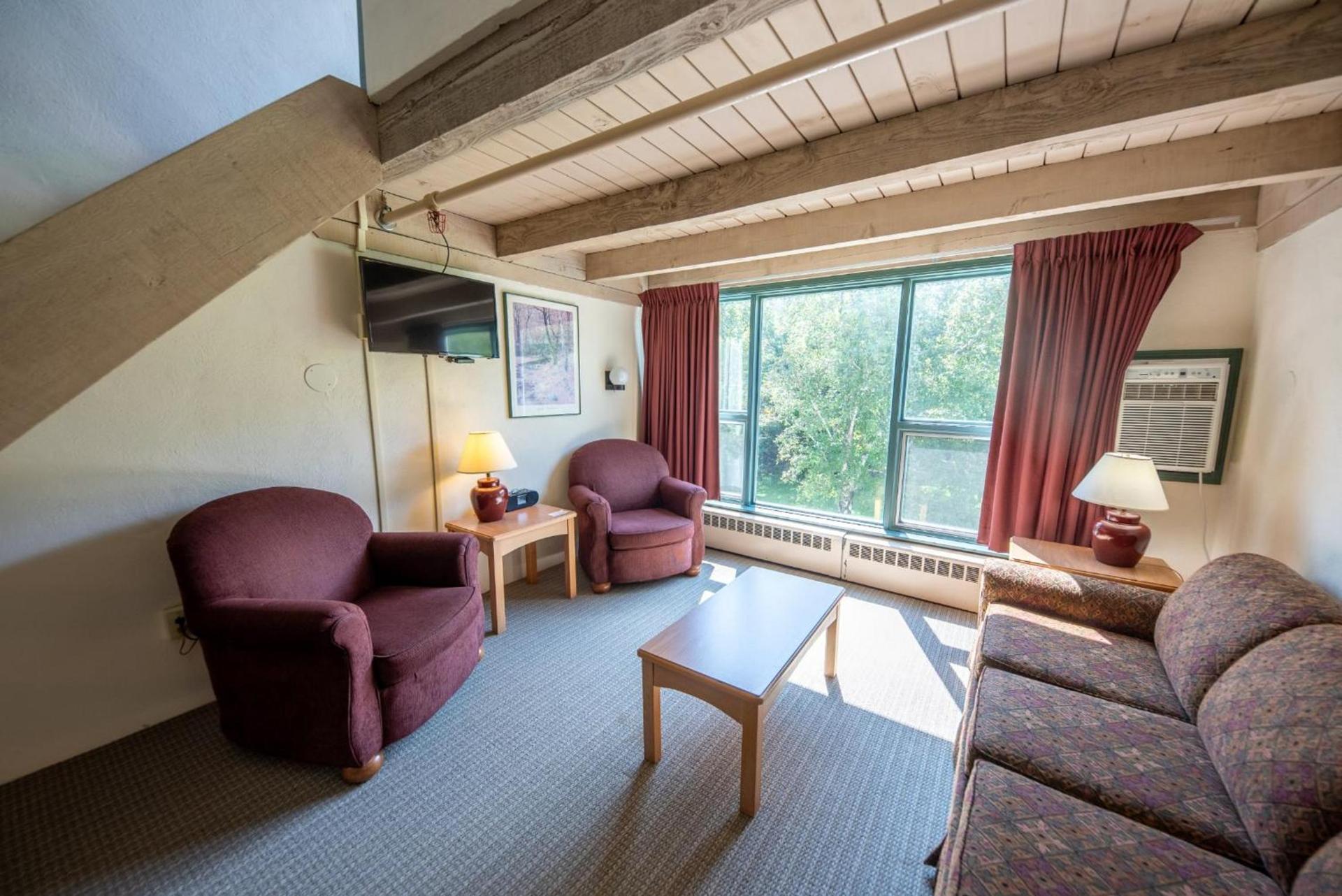 Sugarloaf Inn photo 67
