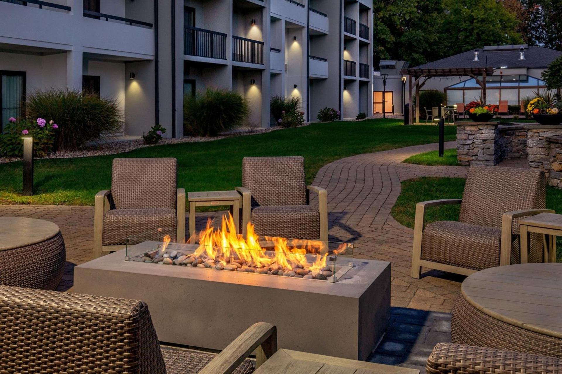 Courtyard by Marriott Boston Andover photo 33