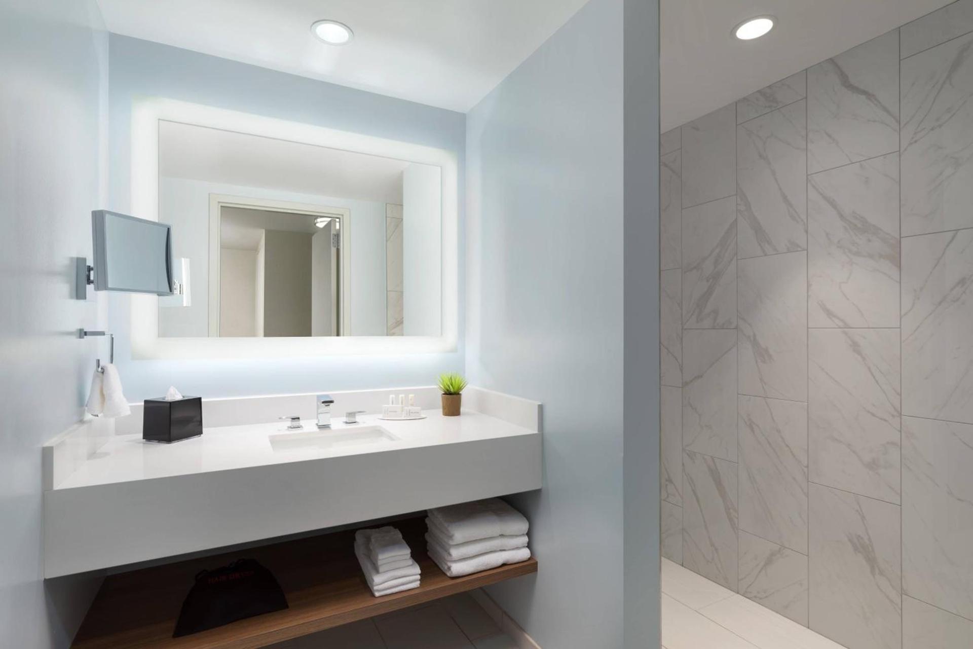Courtyard by Marriott Boston Cambridge photo 22