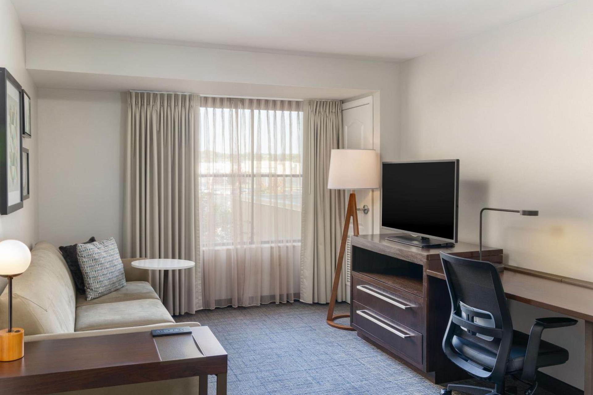 Residence Inn by Marriott Youngstown Warren/Niles photo 6