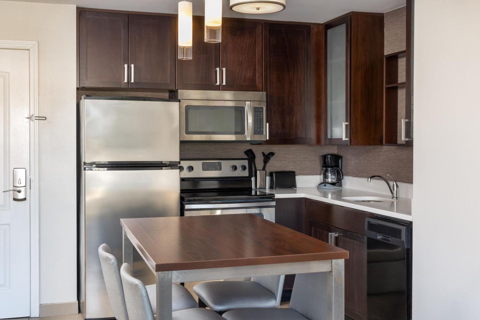 Residence Inn by Marriott Youngstown Warren/Niles photo 15