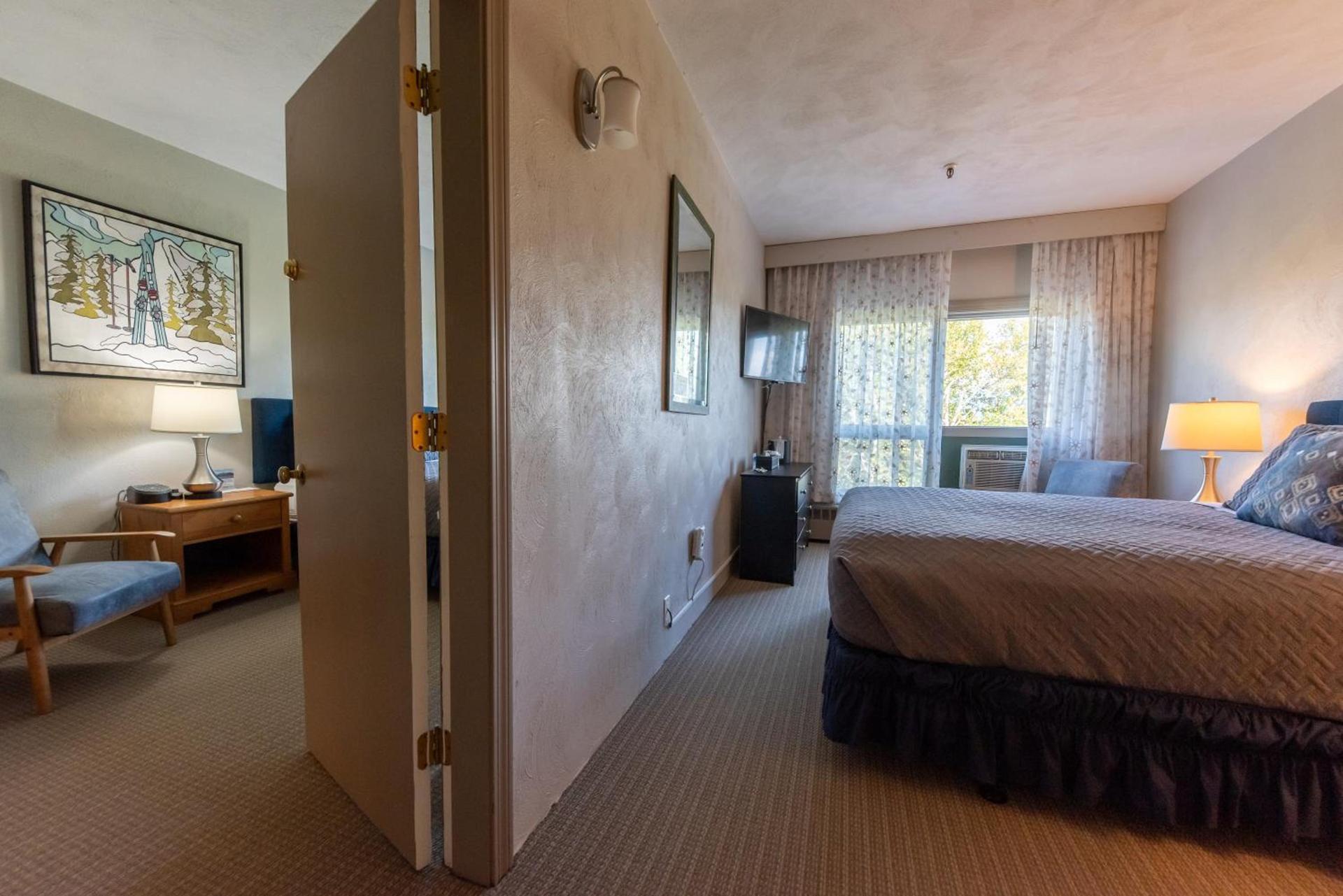 Sugarloaf Inn photo 72