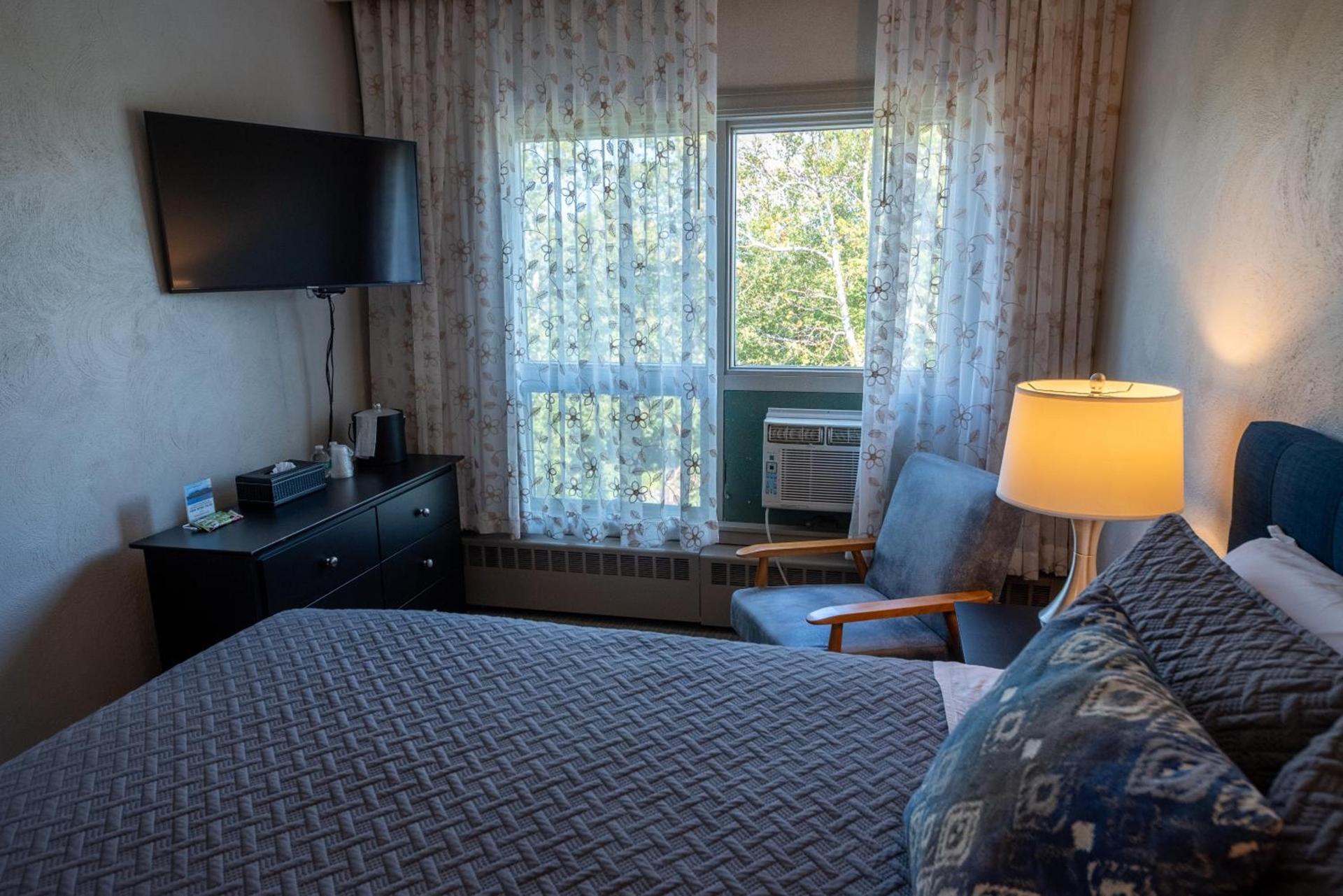 Sugarloaf Inn photo 77