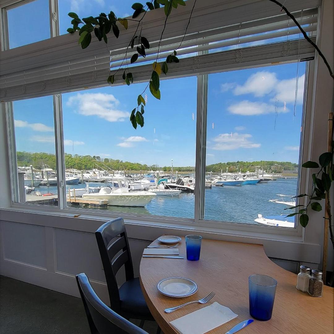 The Hotel at Cape Ann Marina photo 30
