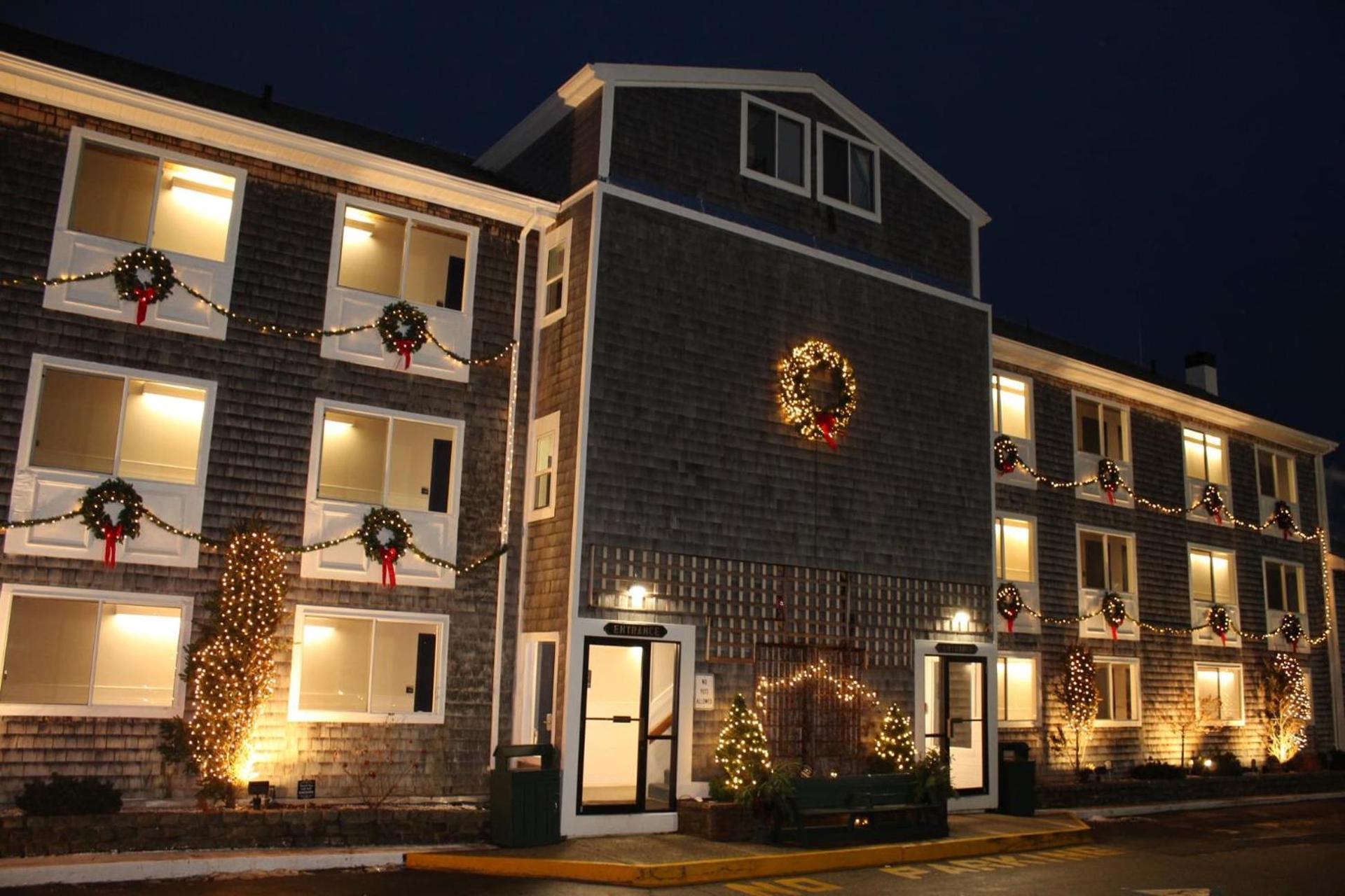 The Hotel at Cape Ann Marina photo 42