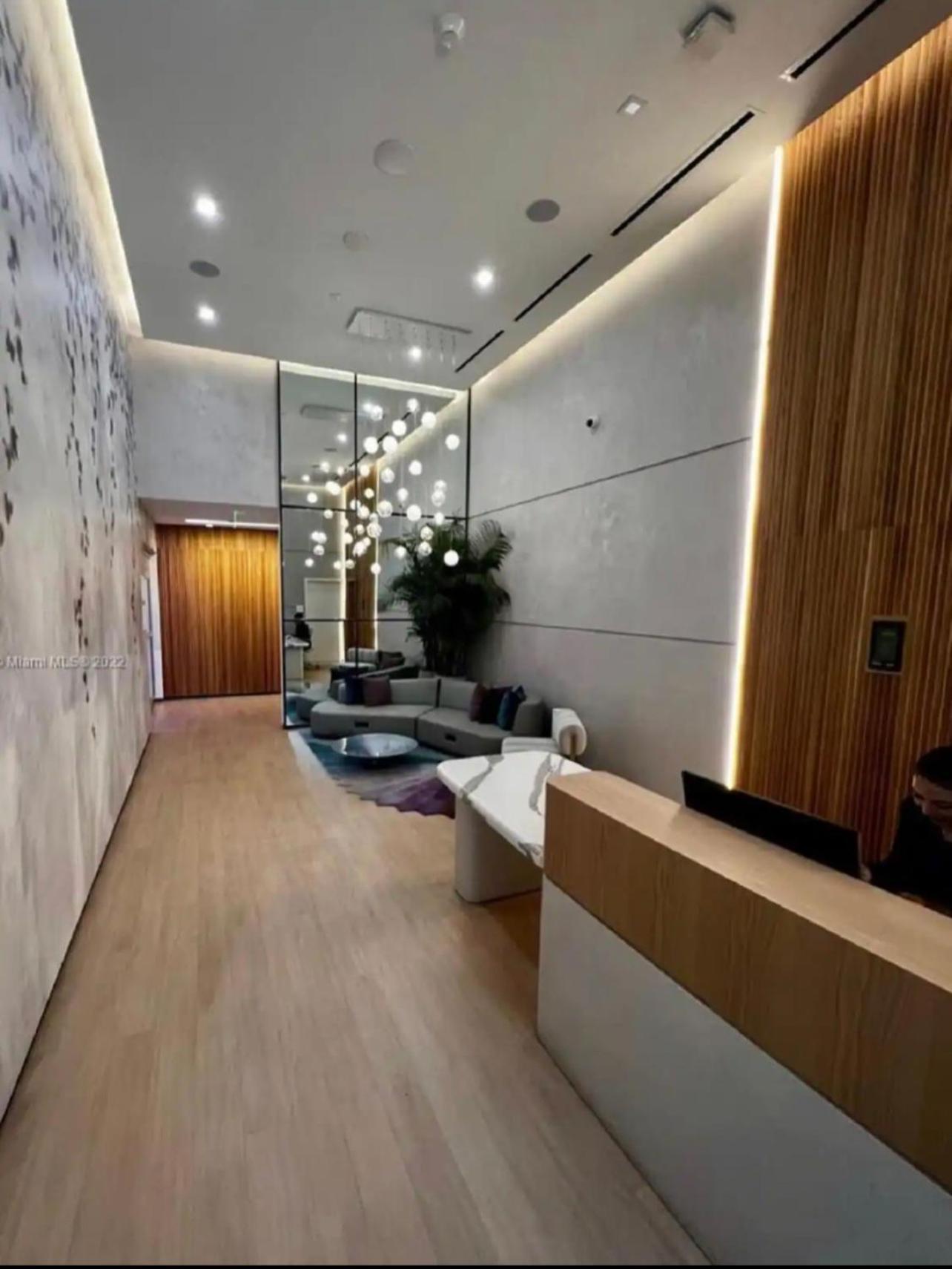 Downtown Miami Hotel photo 17