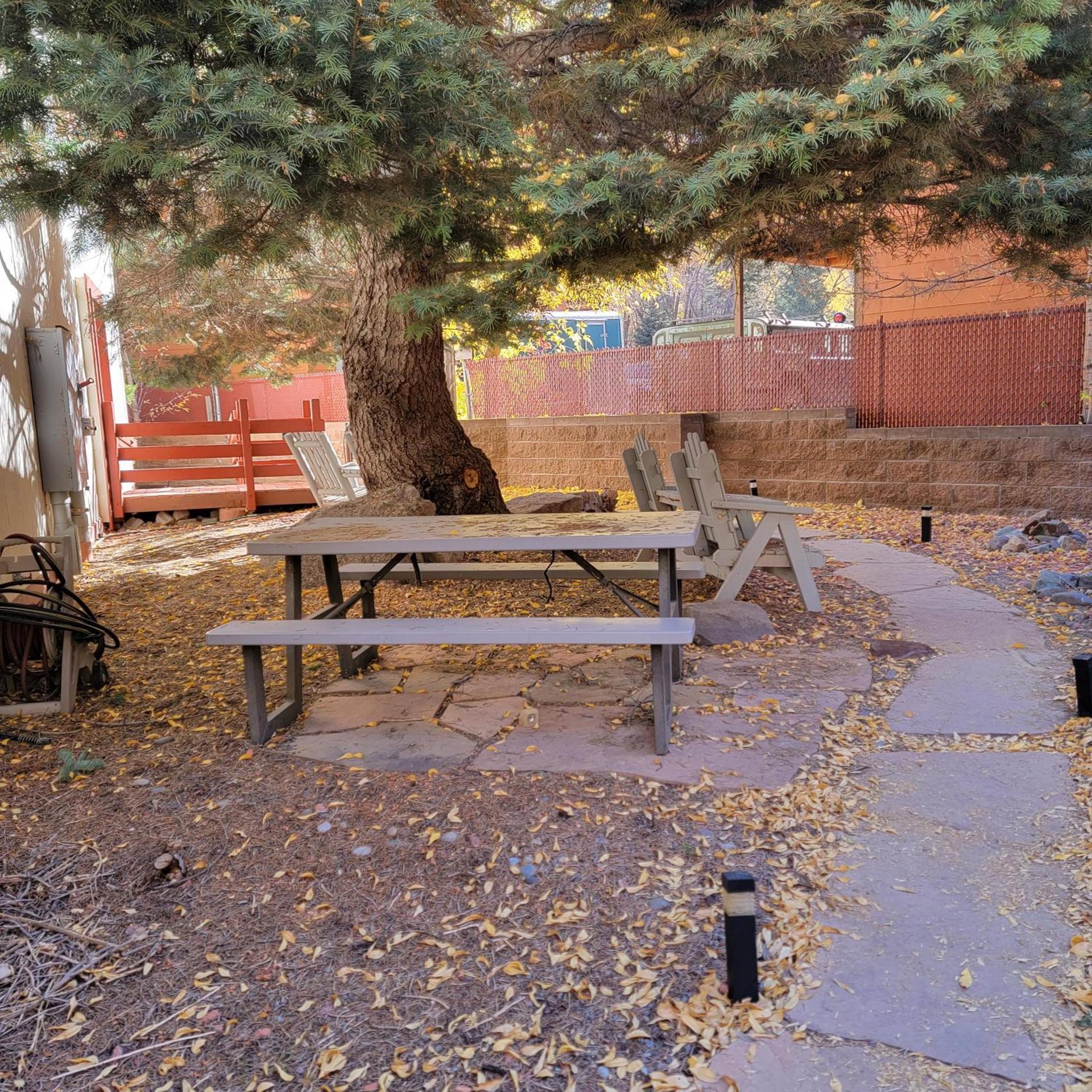 Hot Springs Inn photo 92