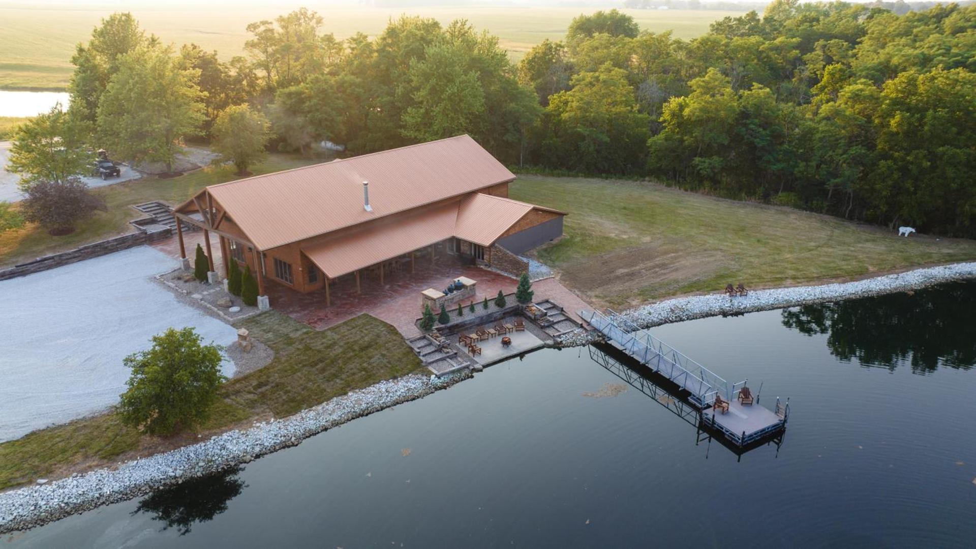 Bearshield Lodge photo 11