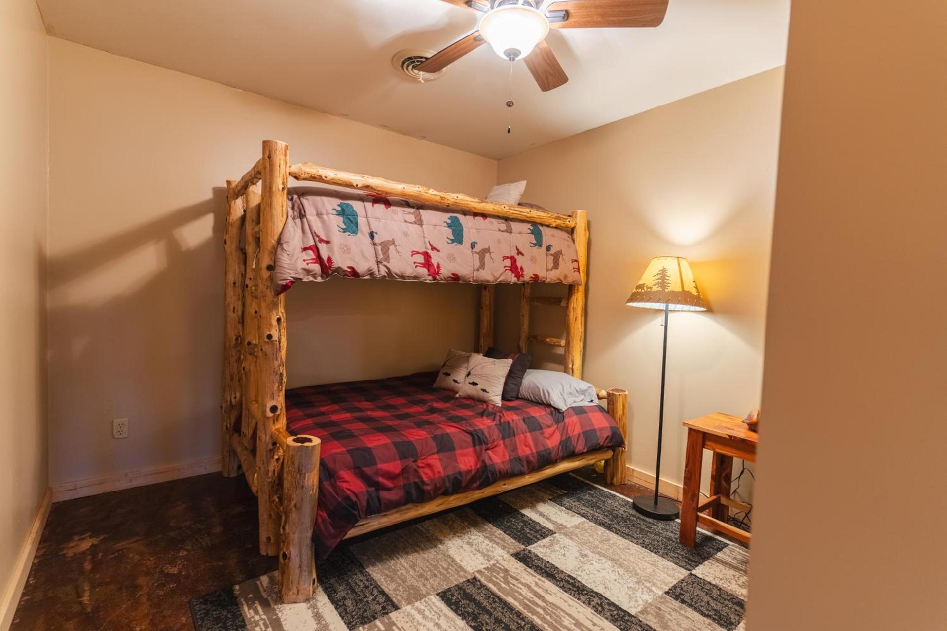 Bearshield Lodge photo 26