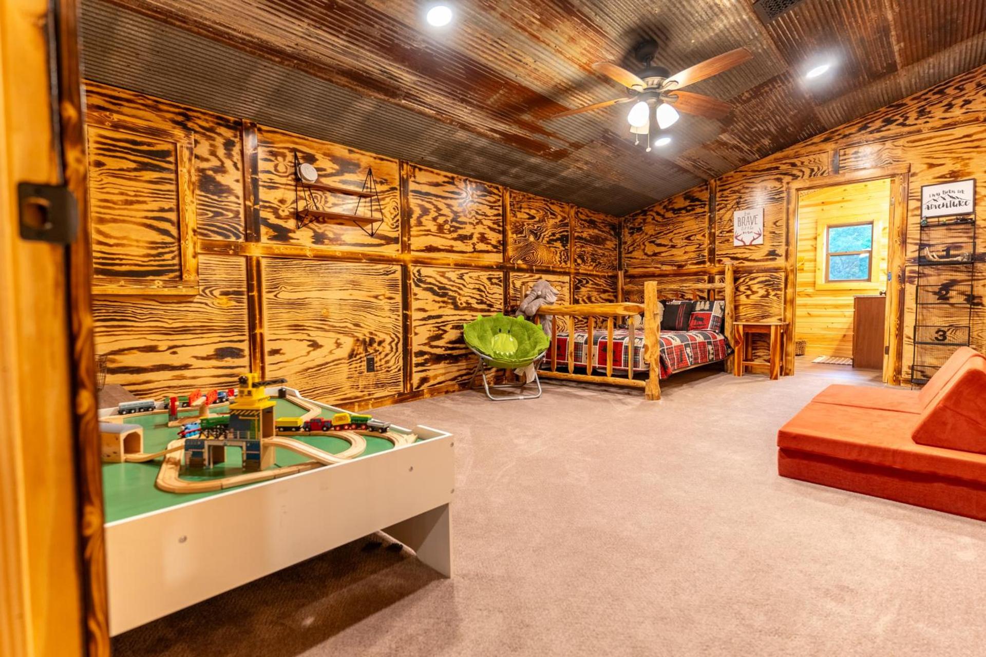 Bearshield Lodge photo 52